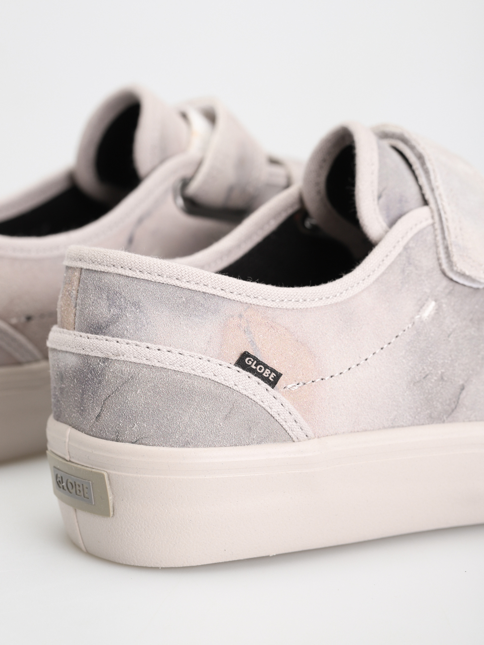 Topánky Globe Motley II Strap (grey/smoke)