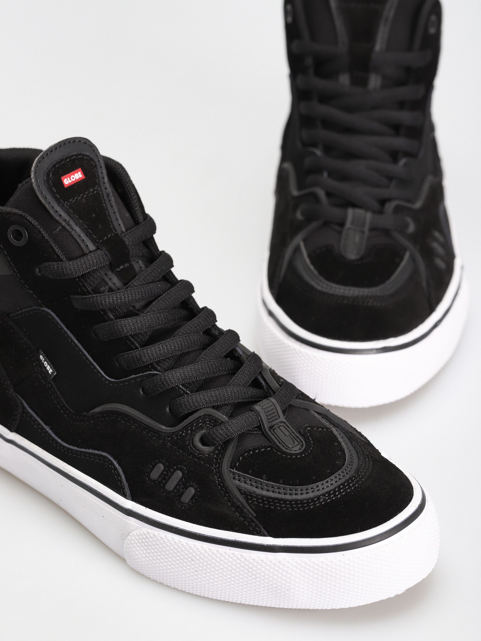 Topánky Globe Dimension (black/white/gum)