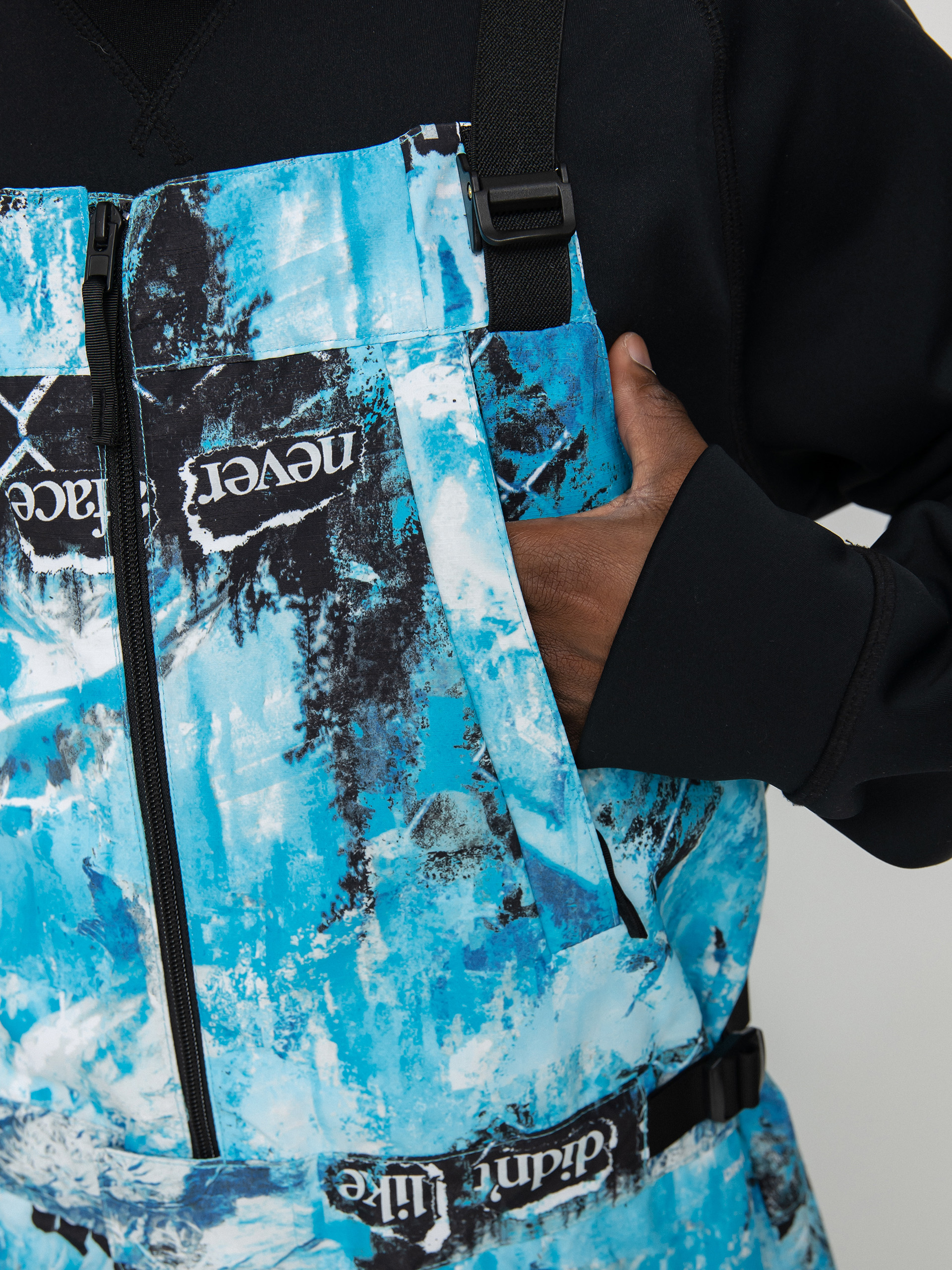 Pánske Snowboardové nohavice The North Face Printed Dragline Bib (norse blue/cole navin/never a face print)