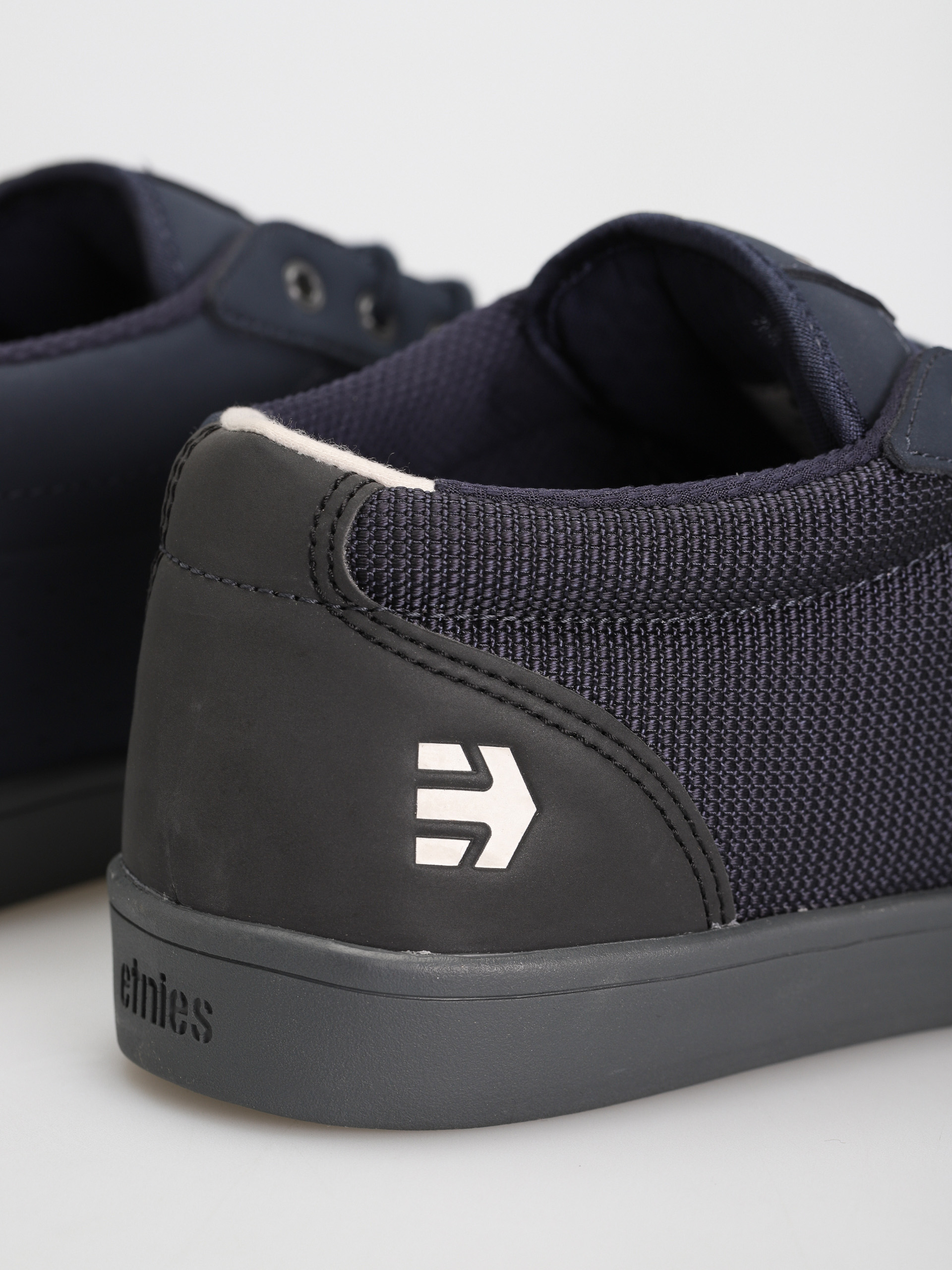 Topánky Etnies Jameson Mid Crank (navy)