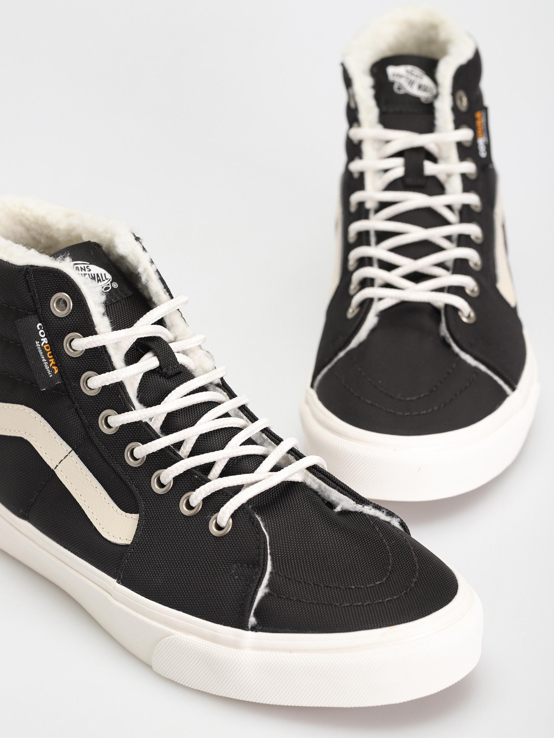 Topánky Vans Sk8 Hi (cordura sherpa black/marshmallow)