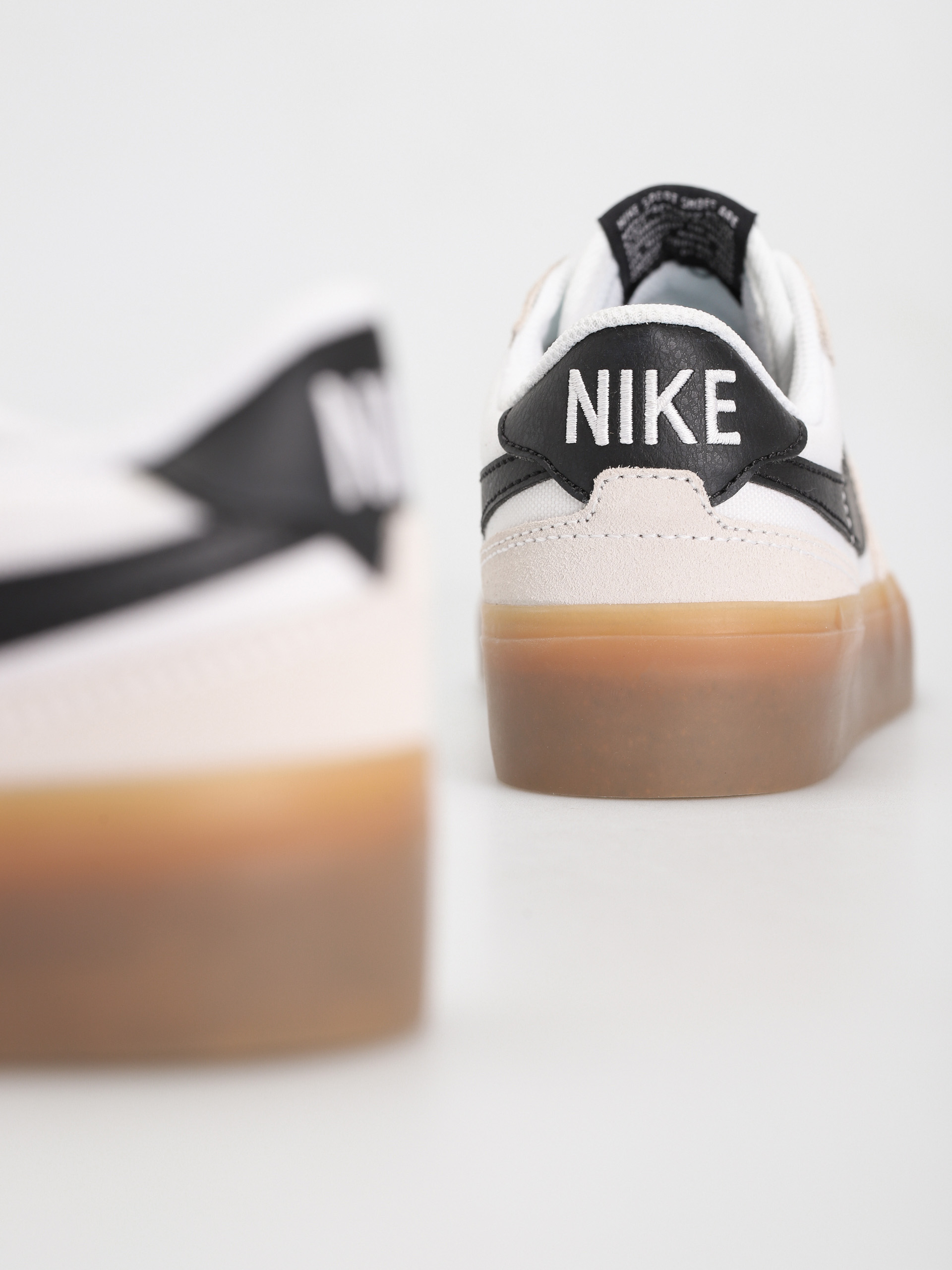 Topánky Nike SB Pogo (white/black white gum light brown)