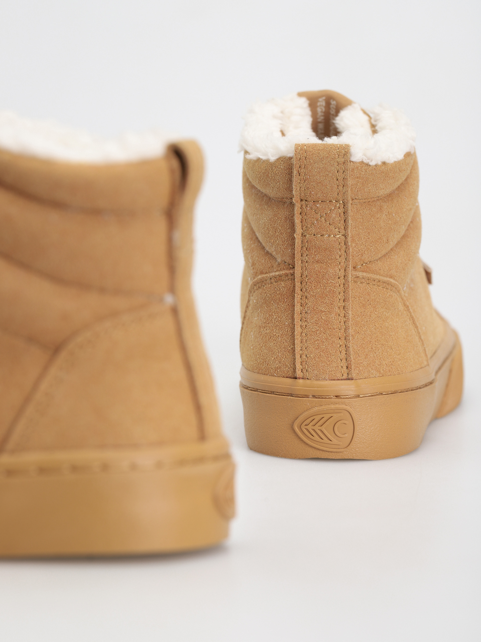 Topánky Cariuma Oca High (all camel)