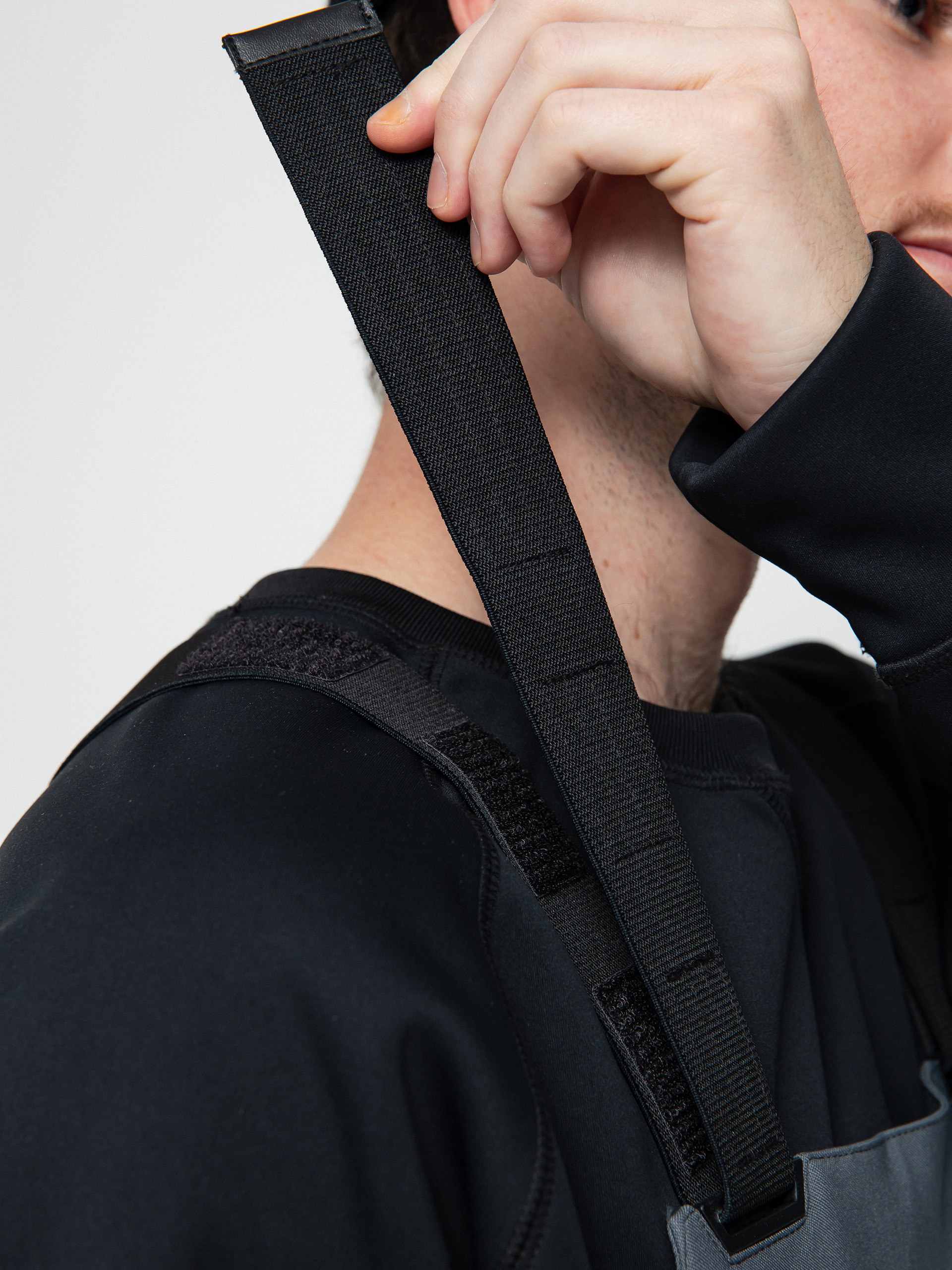 Pánske Snowboardové nohavice Volcom Roan Bib Overall (dark grey)