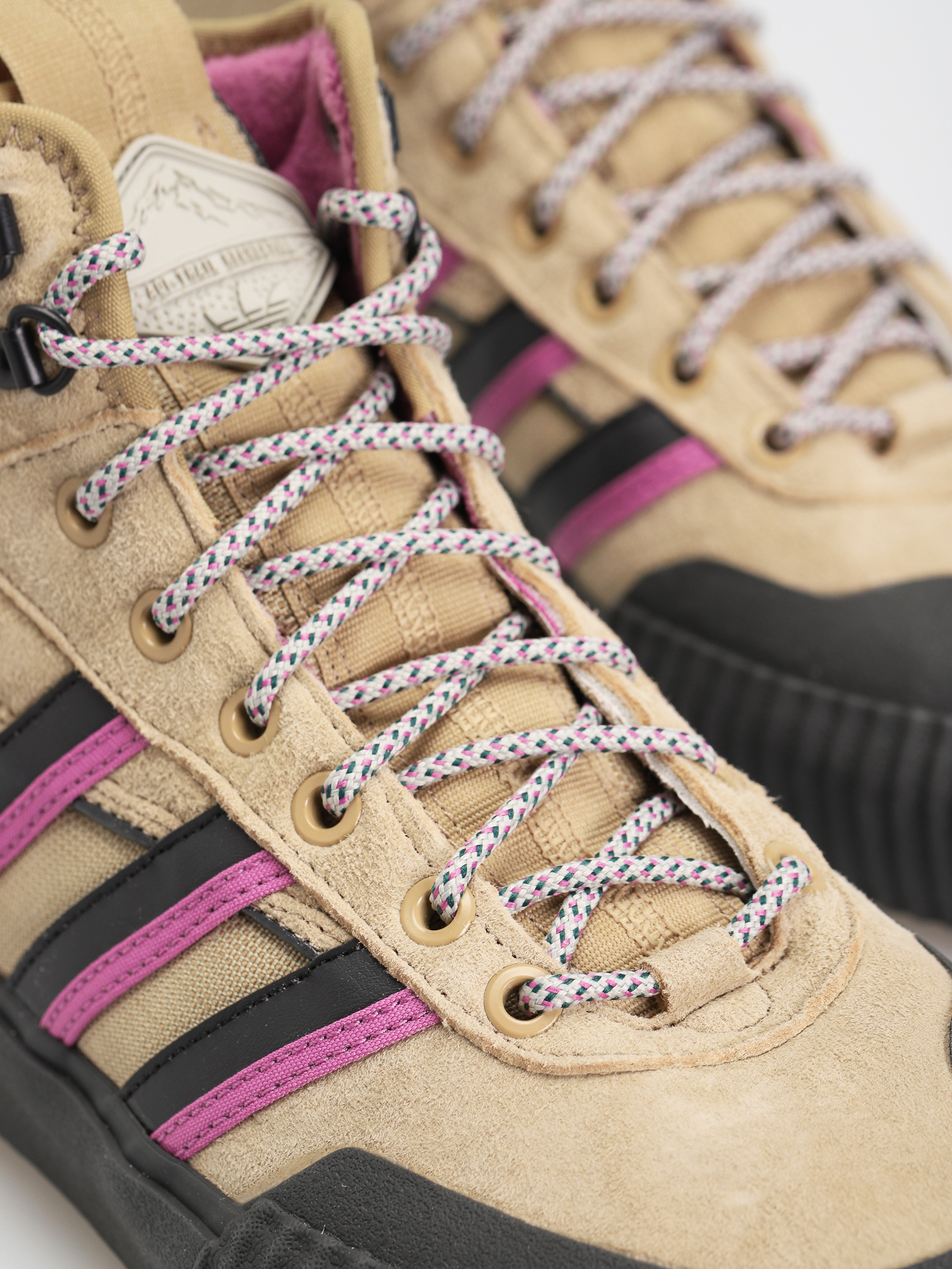 Topánky adidas Originals Akando Atr (beiton/sepuli/carbon)