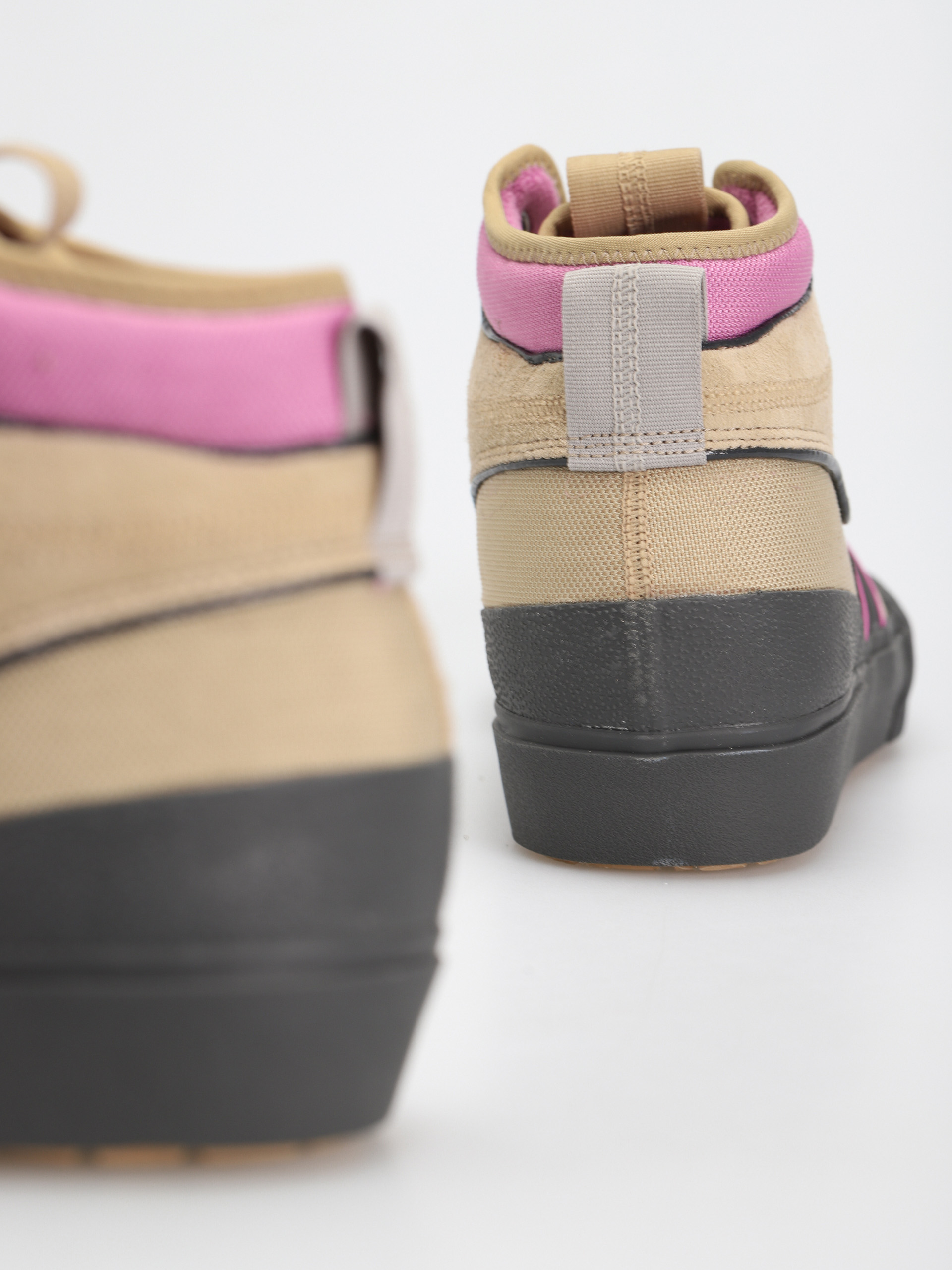 Topánky adidas Originals Akando Atr (beiton/sepuli/carbon)