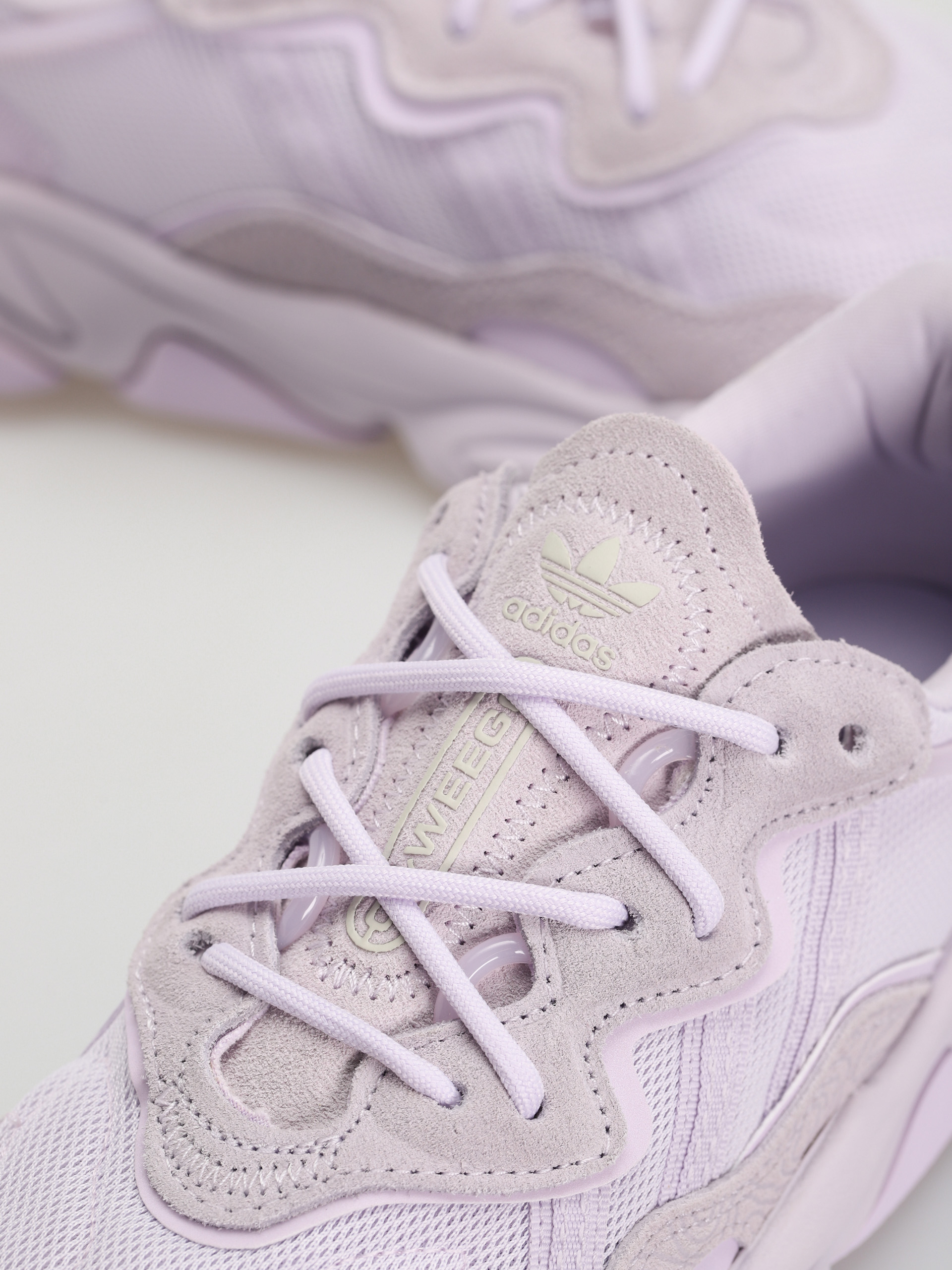 Topánky adidas Originals Ozweego Wmn (prptnt/prptnt/dshgry)