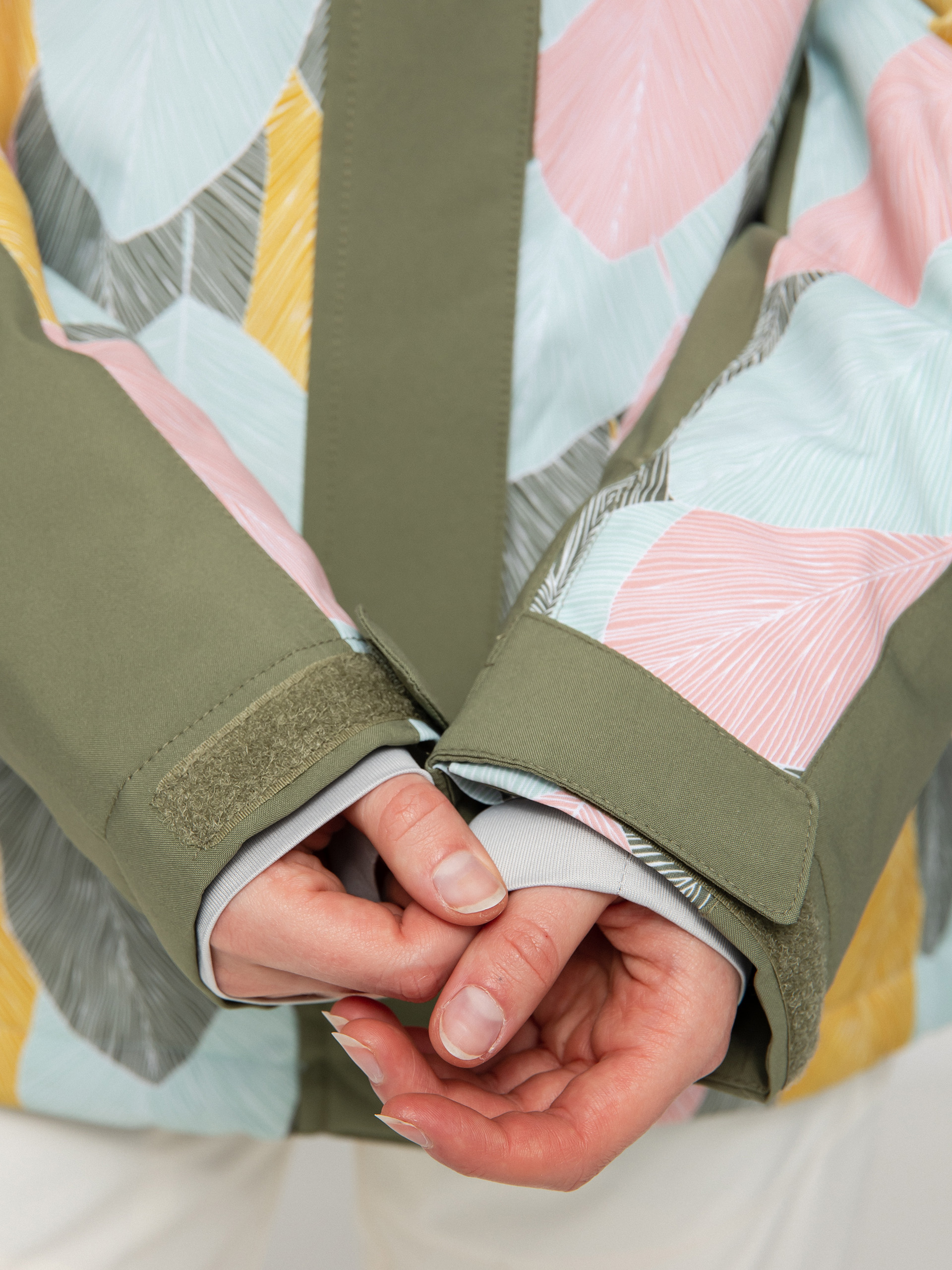 Dámska Snowboardová bunda Roxy Galaxy Print Block (deep lichen green la palmeraie)