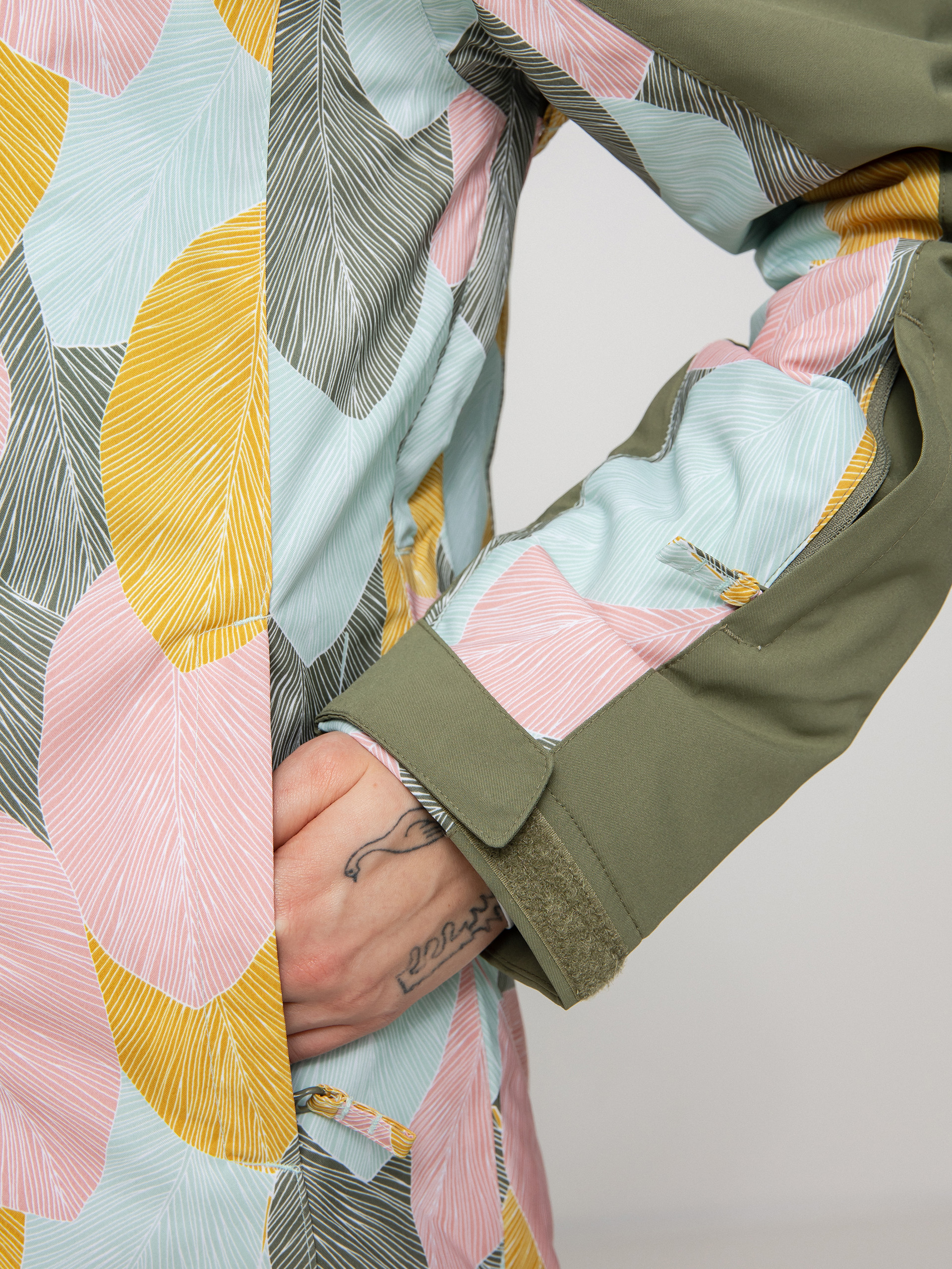 Dámska Snowboardová bunda Roxy Galaxy Print Block (deep lichen green la palmeraie)