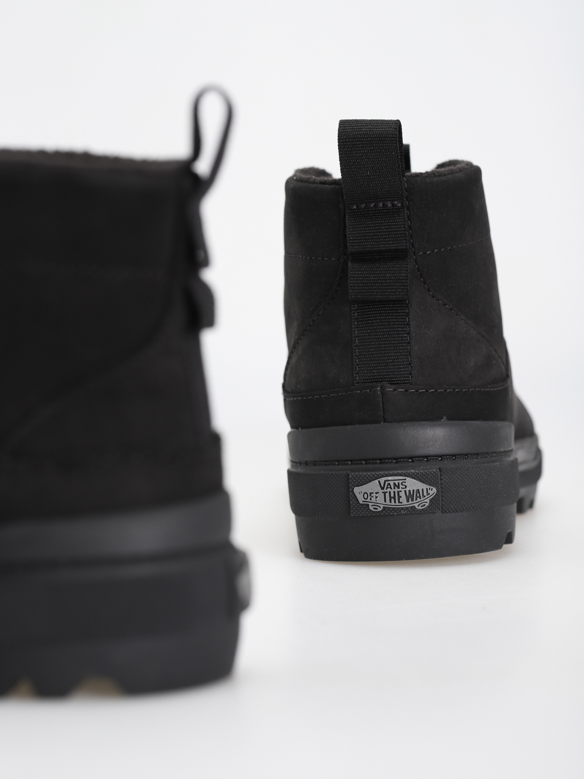 Topánky Vans Colfax Boot MTE 1 (coastal mte true black)
