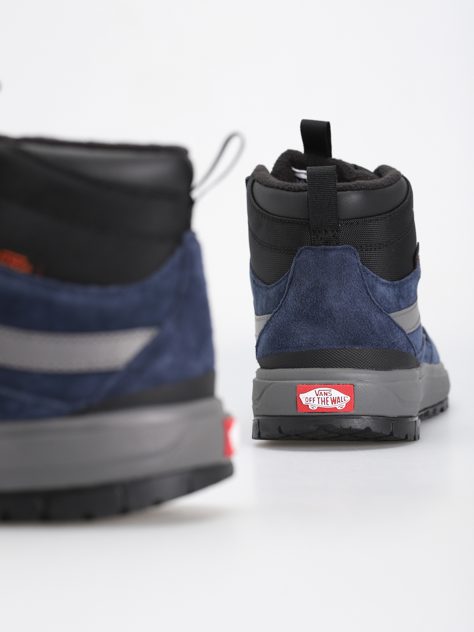 Topánky Vans Ultrarange Exo Hi MTE 1 (dress blues/black)