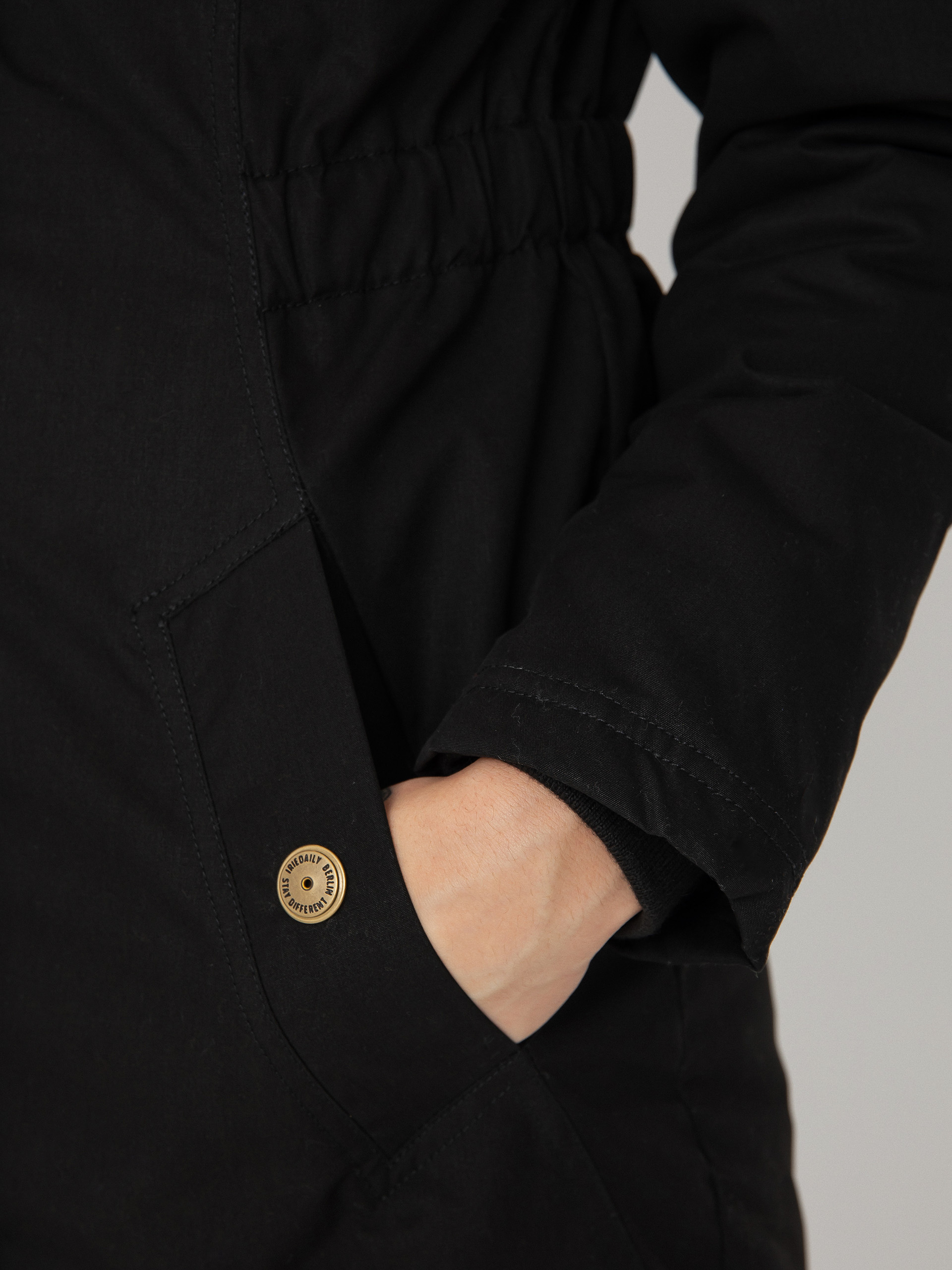 Kabát Iriedaily Holina Wmn (black)