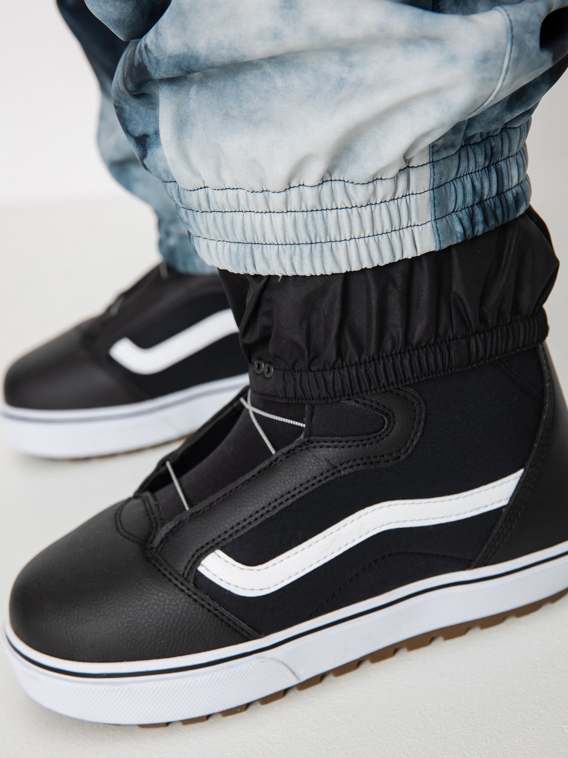 Dámske Snowboardové nohavice Volcom Dust Up Bonded (storm tie dye)