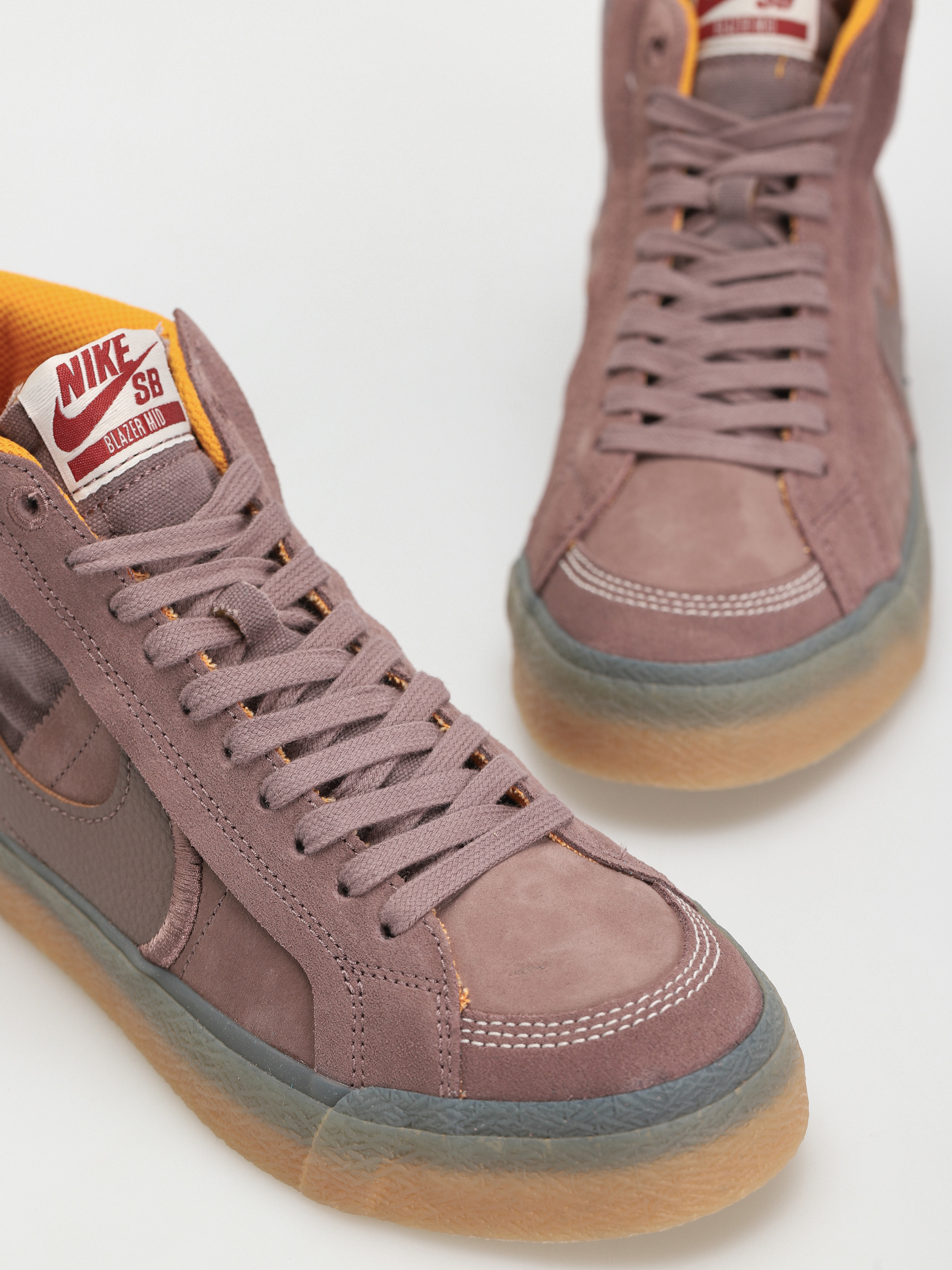 Topánky Nike SB Zoom Blazer Mid Premium (plum eclipse/plum eclipse kumquat)