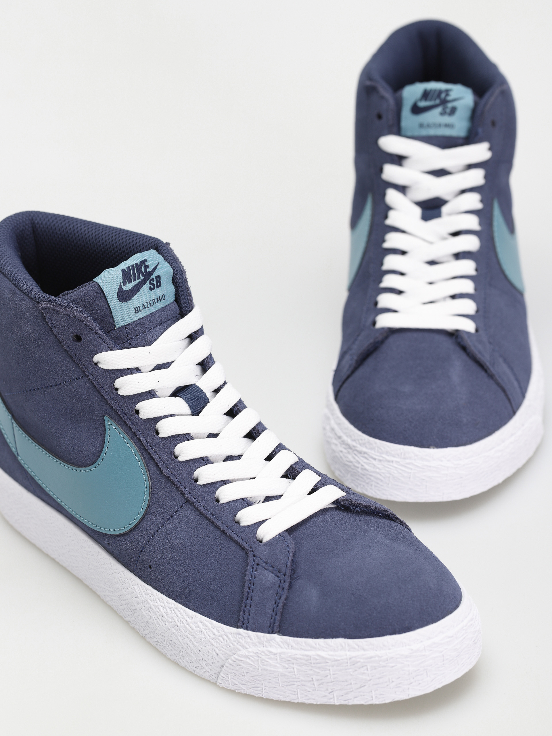 Topánky Nike SB Zoom Blazer Mid (midnight navy/noise aqua midnight navy)