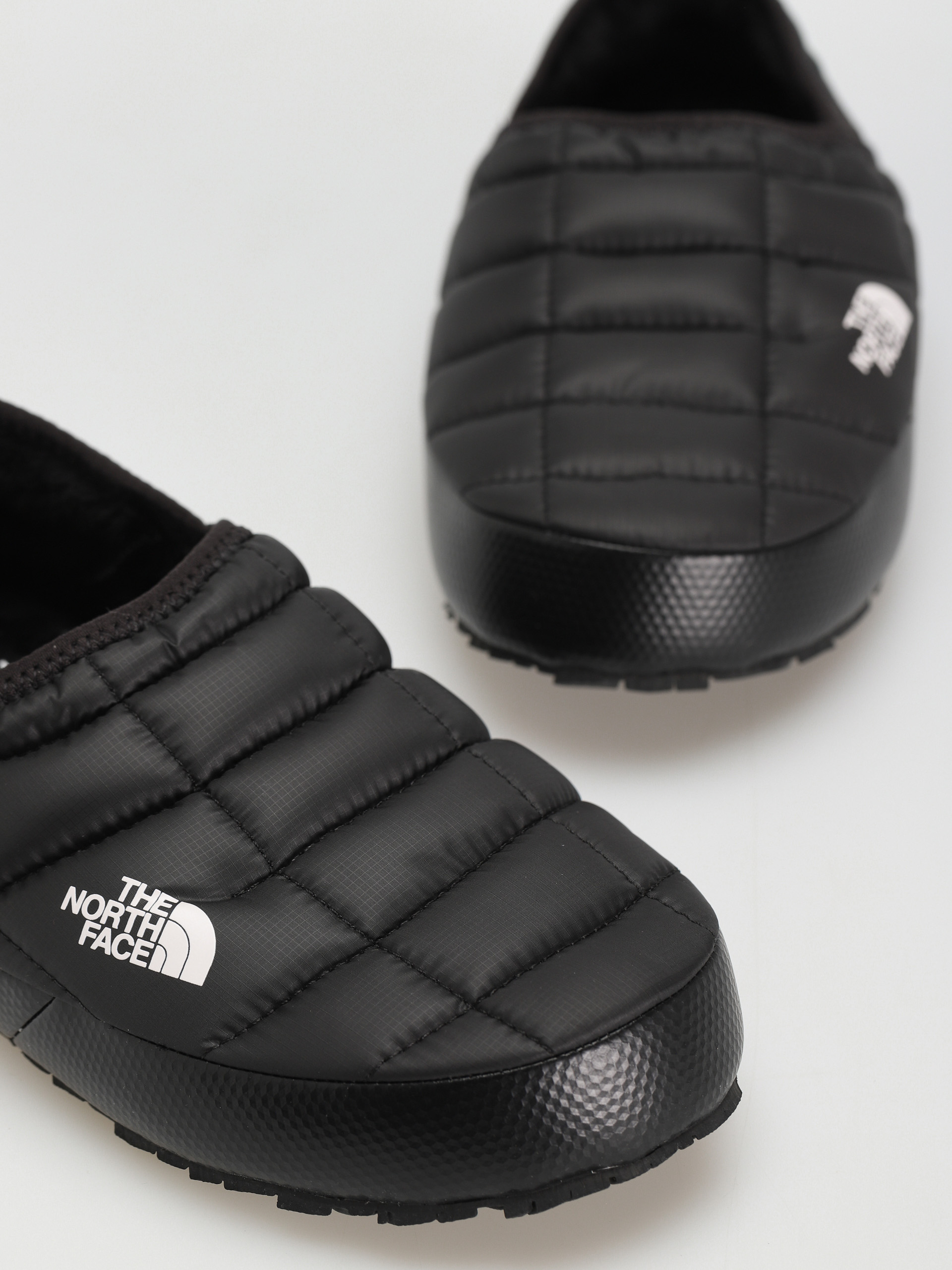 Topánky The North Face Thermoball Traction Mule V Wmn (tnf black/tnf black)