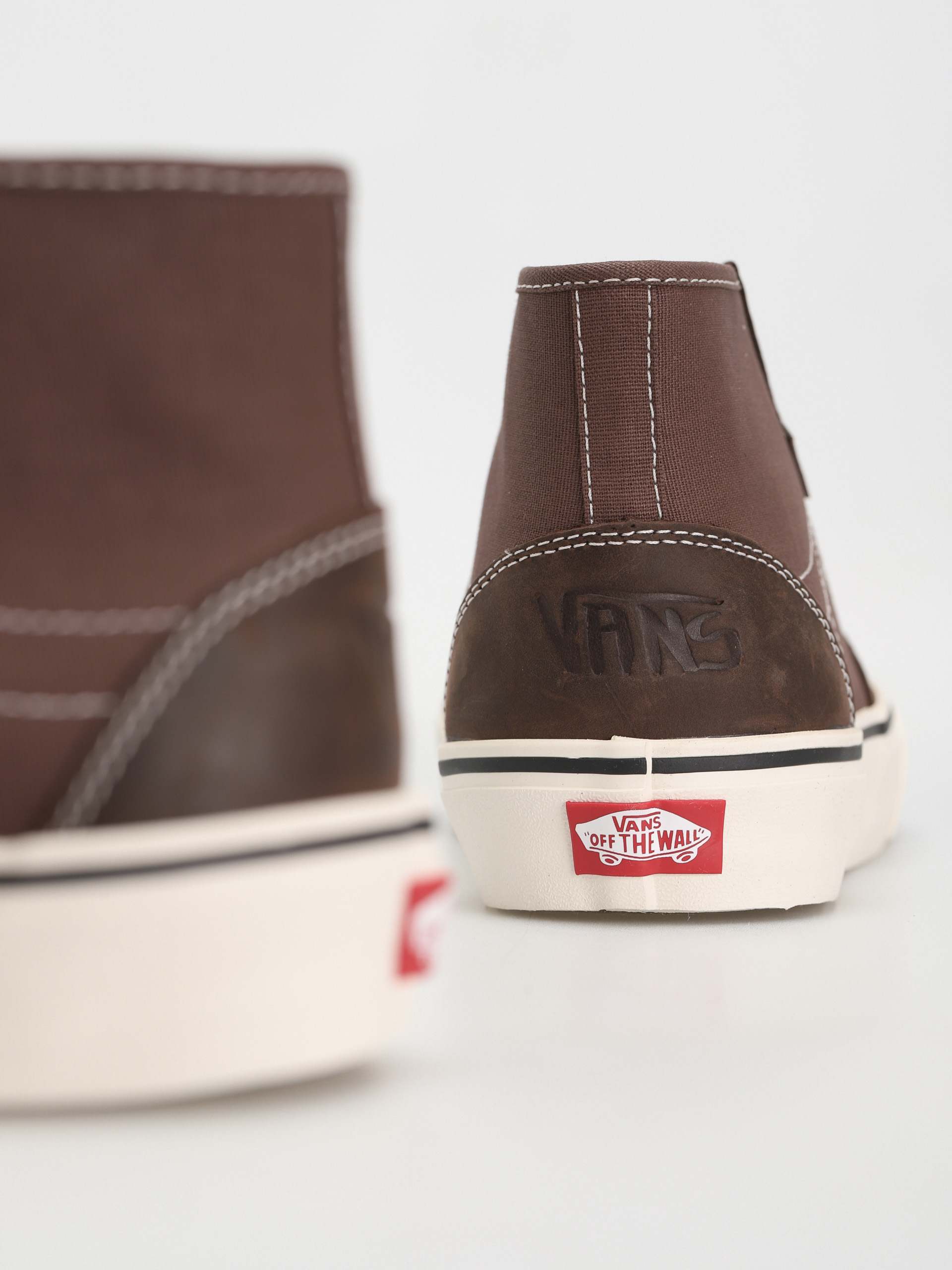 Topánky Vans Ua Destruct Mid VR3 (harry bryant brown)