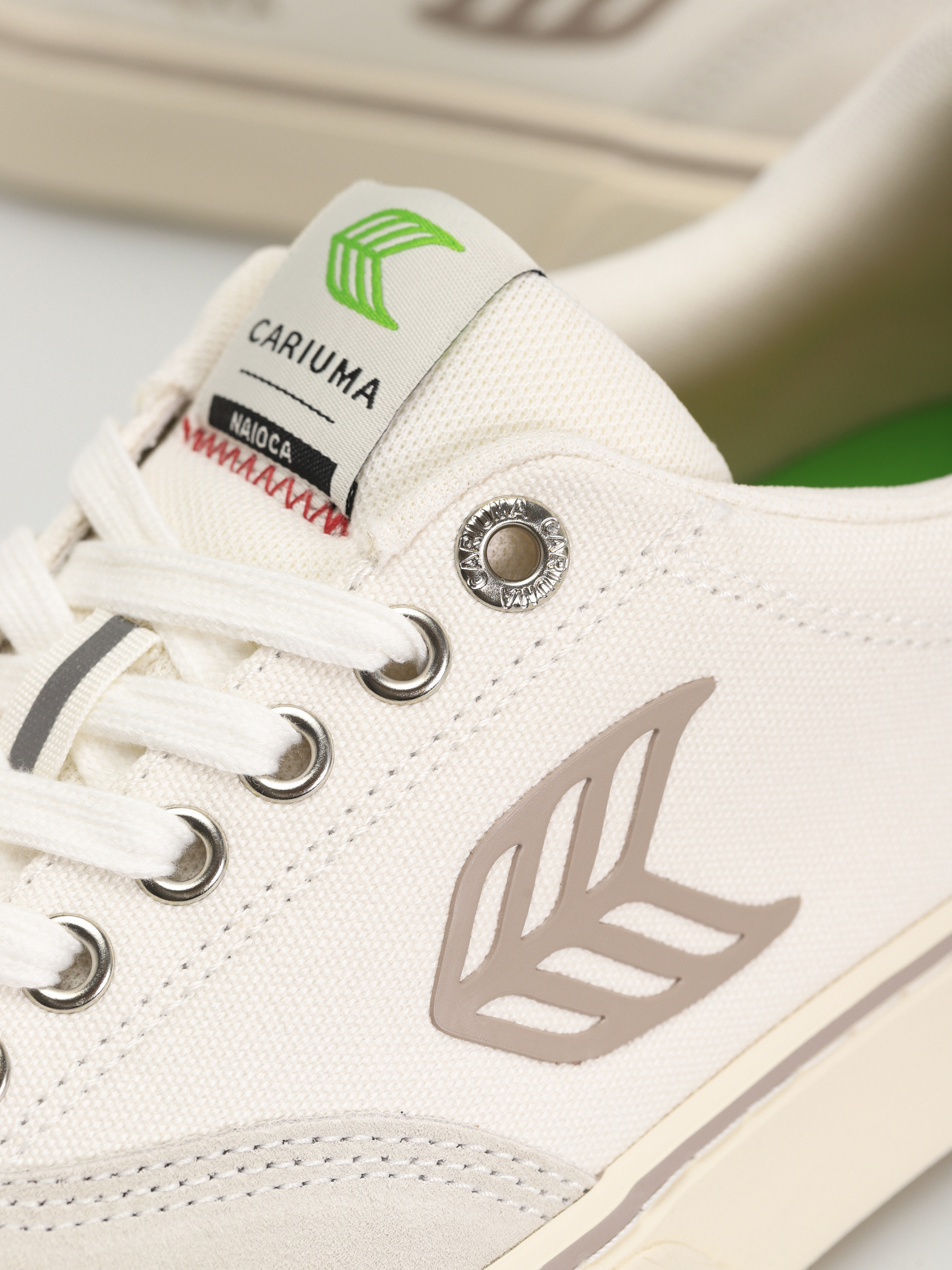 Topánky Cariuma Naioca (off white/grey)