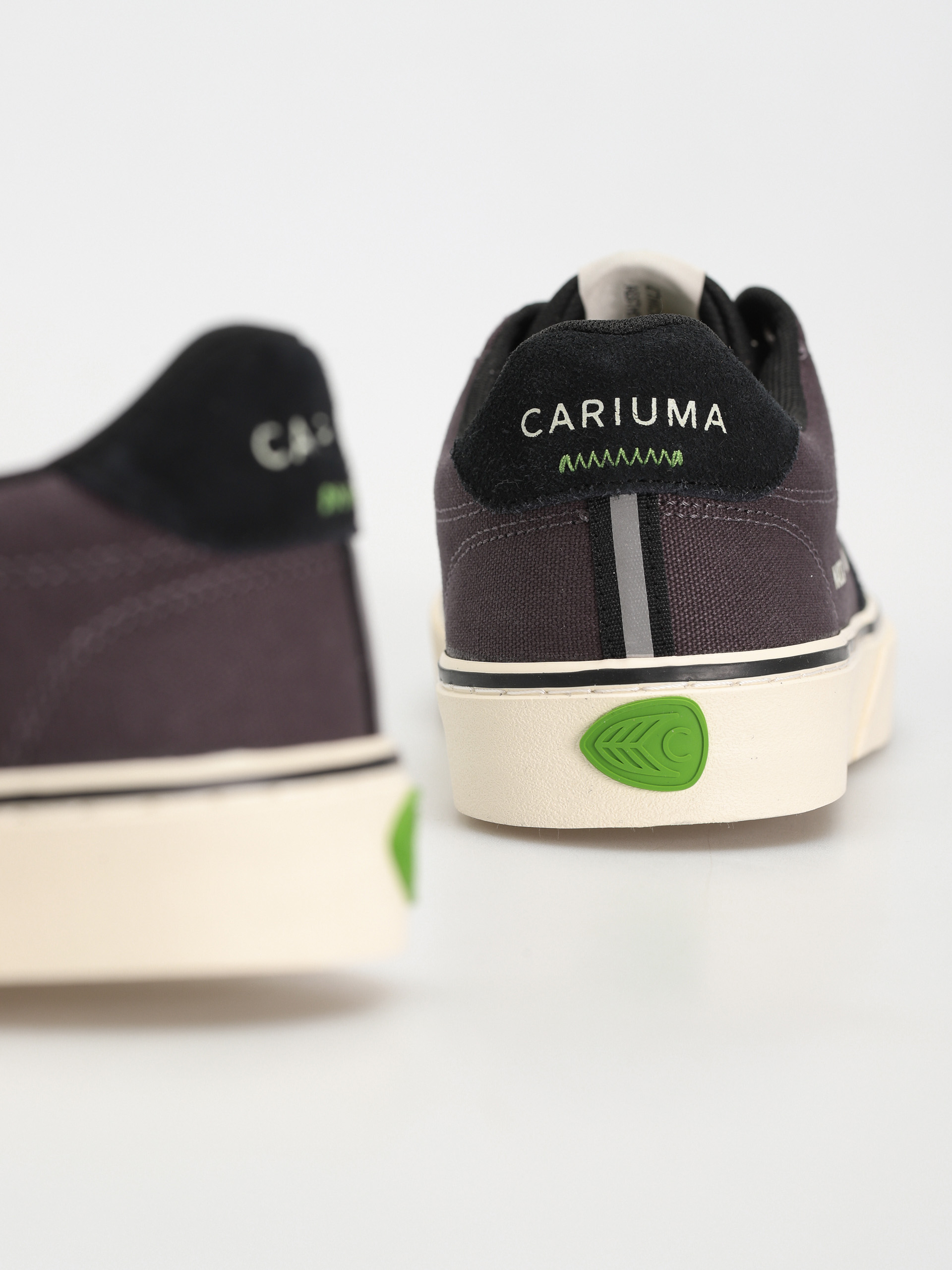 Topánky Cariuma Naioca (off black/ivory)