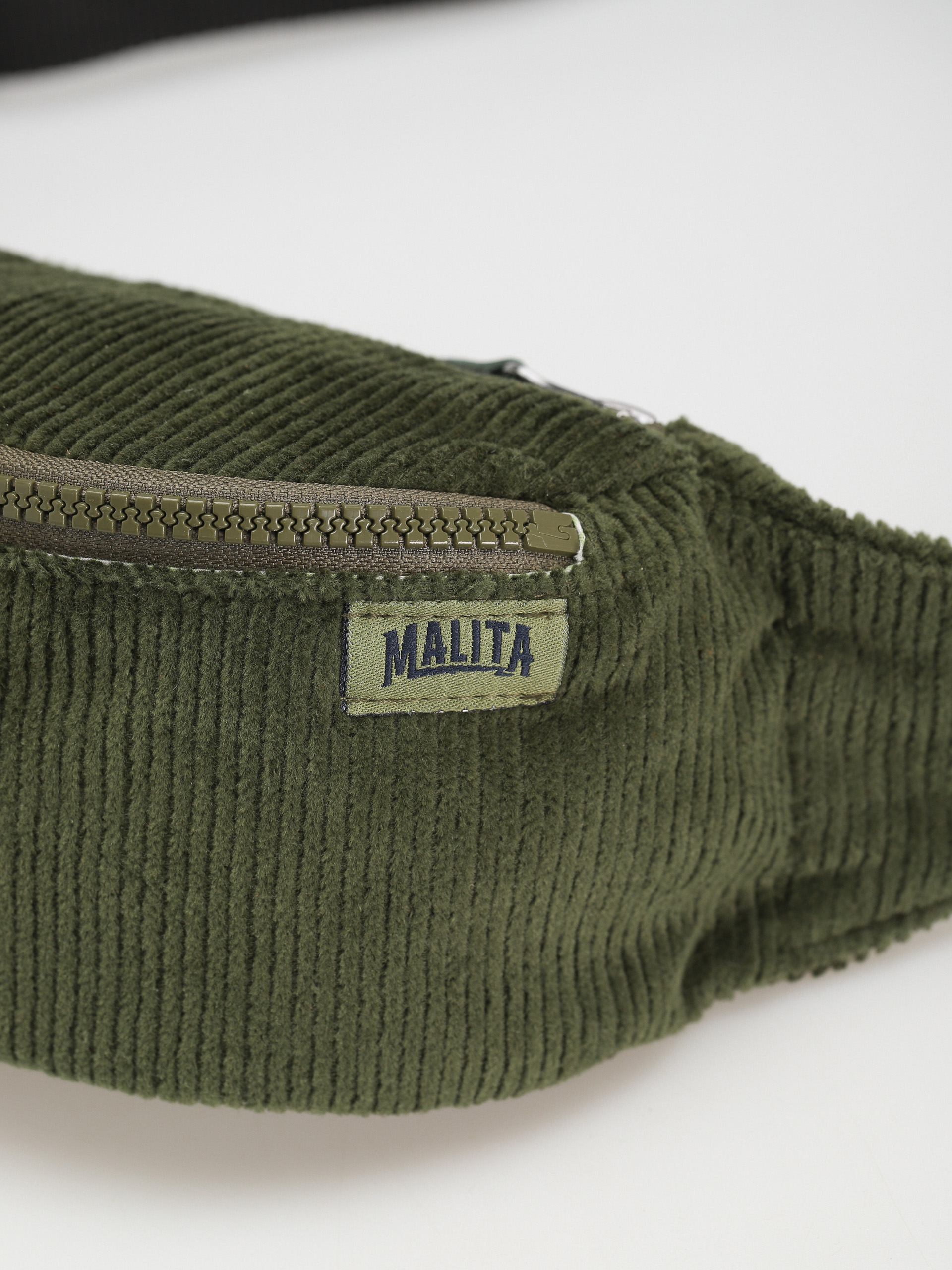 Ľadvinka Malita Cord 1 (olive)