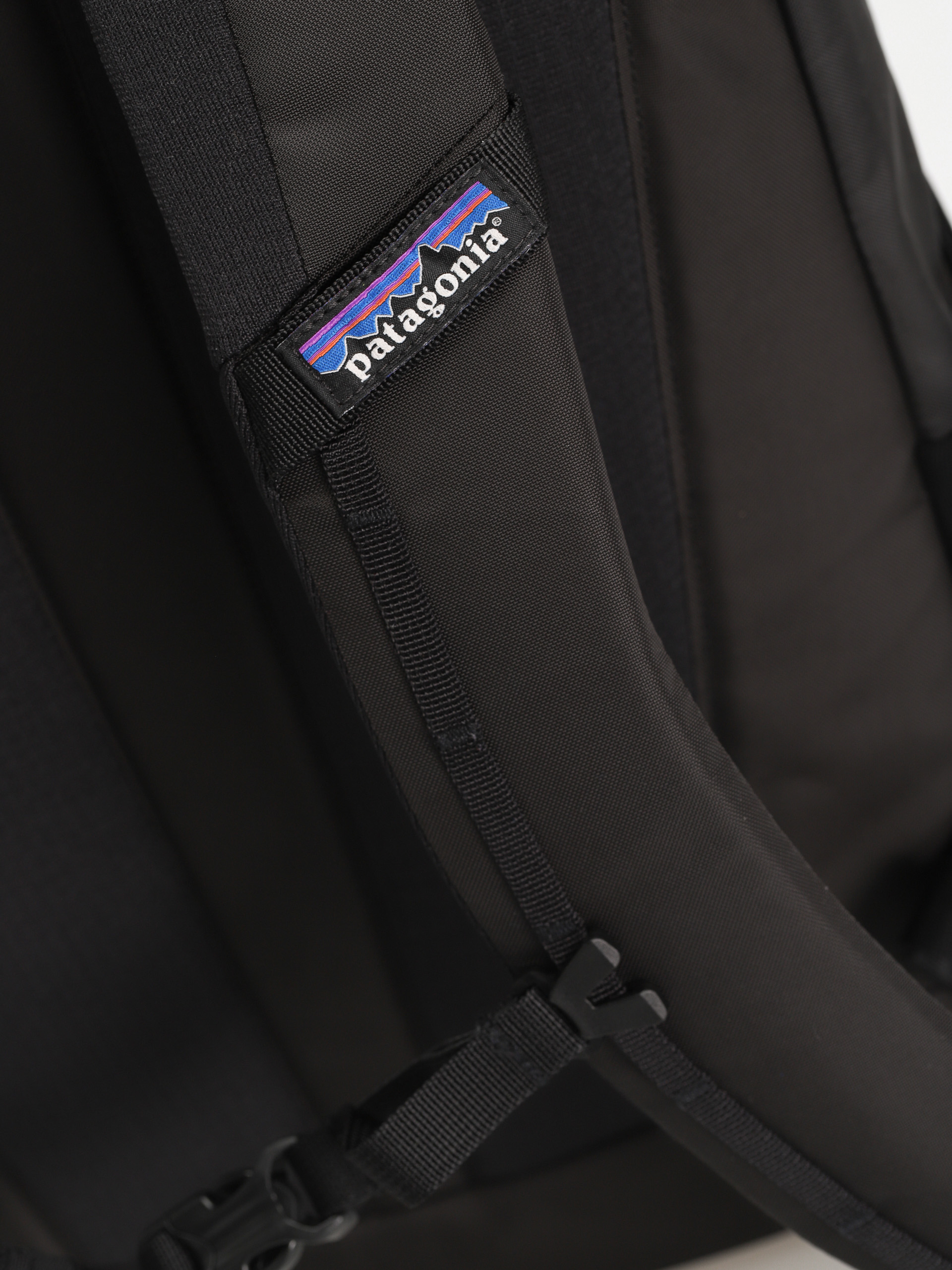 Batoh Patagonia Atom Tote Pack 20L (black)