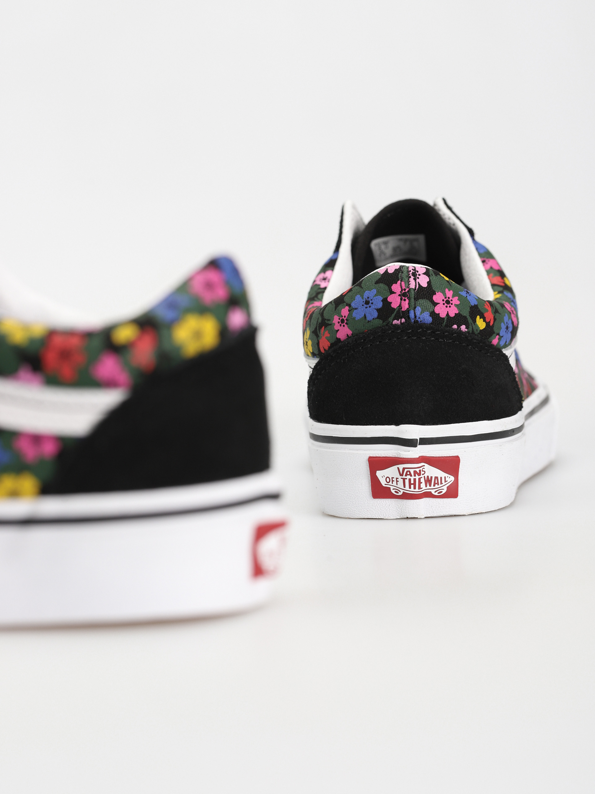 Topánky Vans Old Skool Wmn (floral black/white)