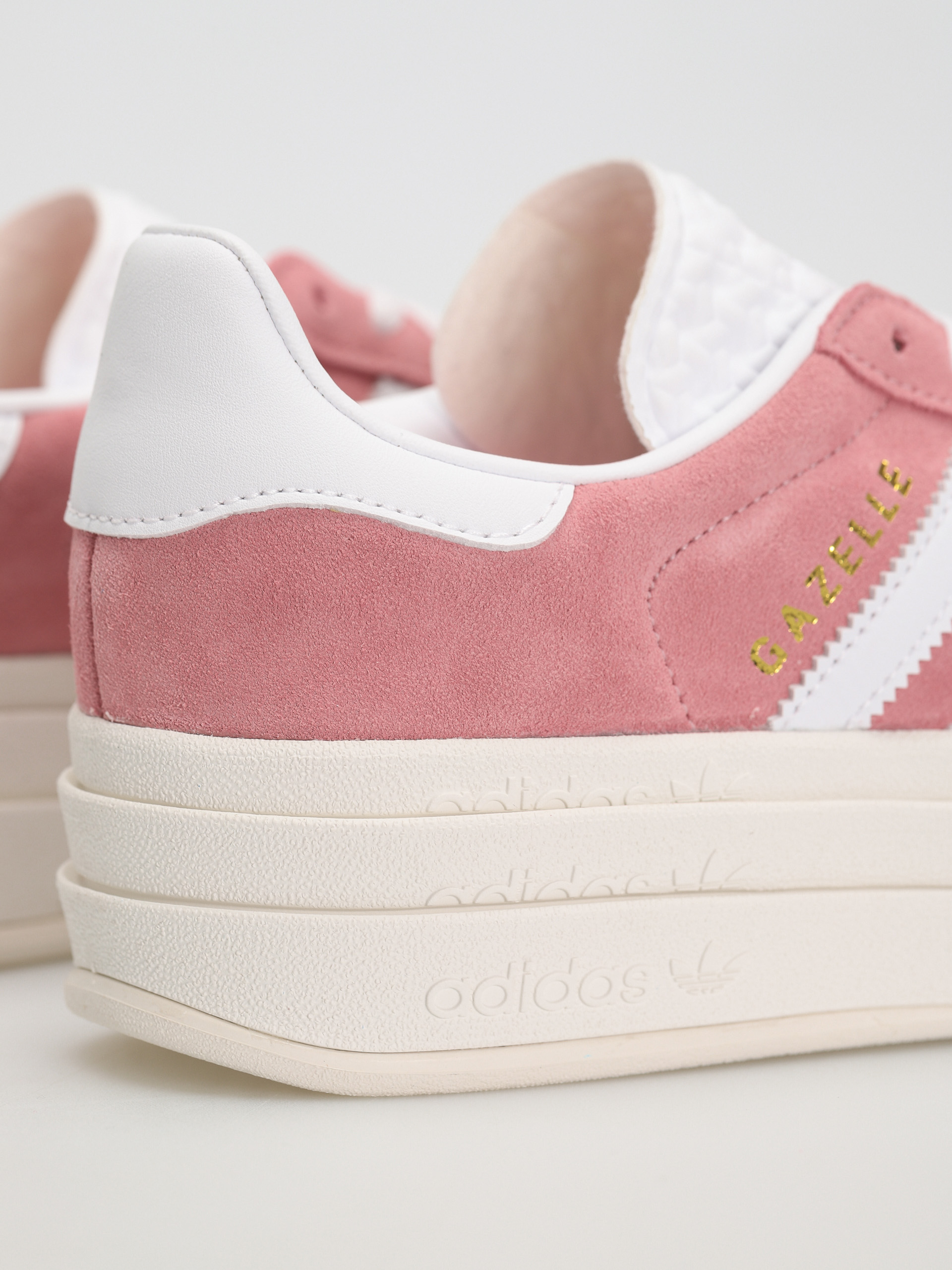 Topánky adidas Originals Gazelle Bold Wmn (suppop/ftwwht/cwhite)