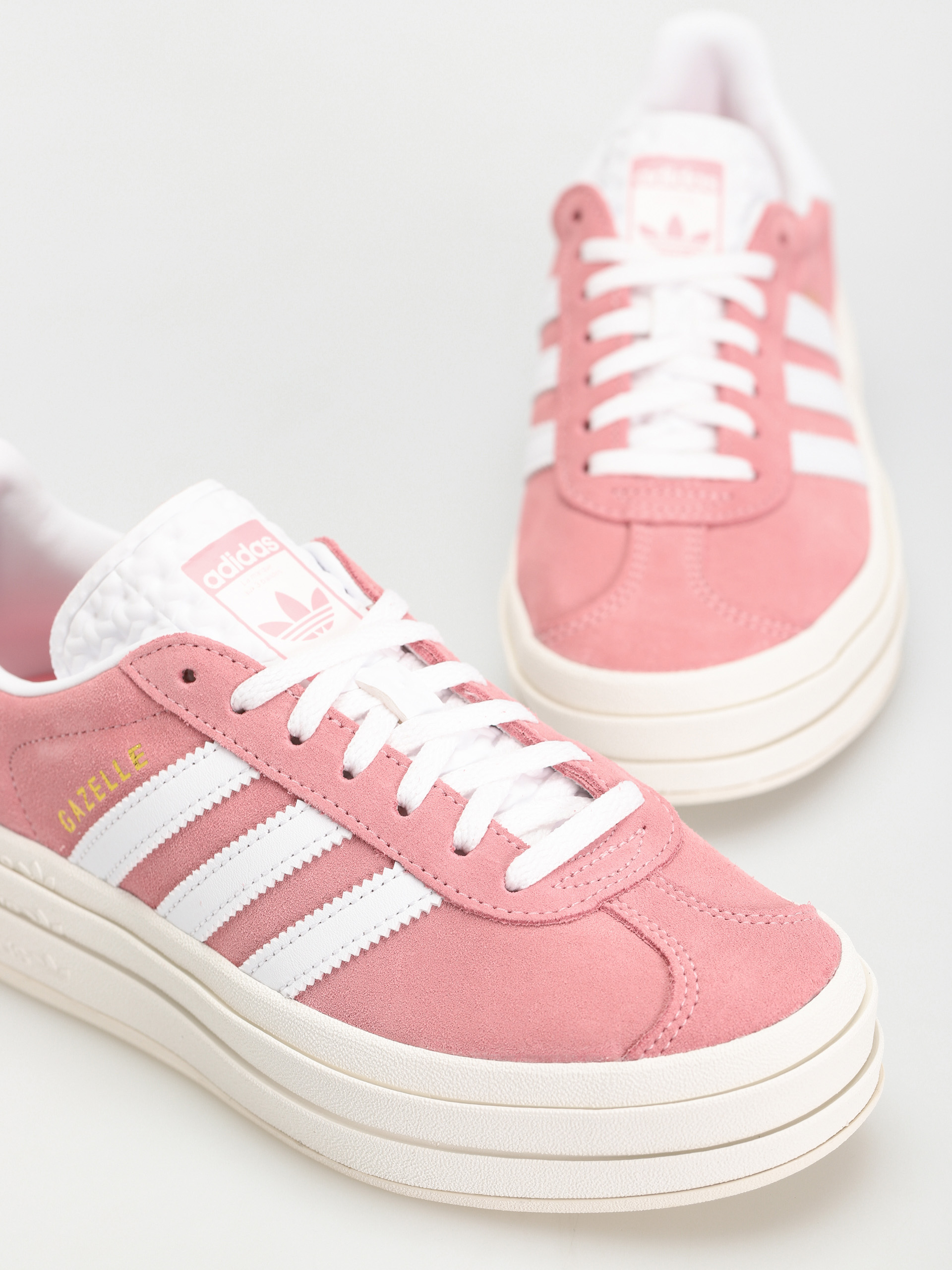 Topánky adidas Originals Gazelle Bold Wmn (suppop/ftwwht/cwhite)