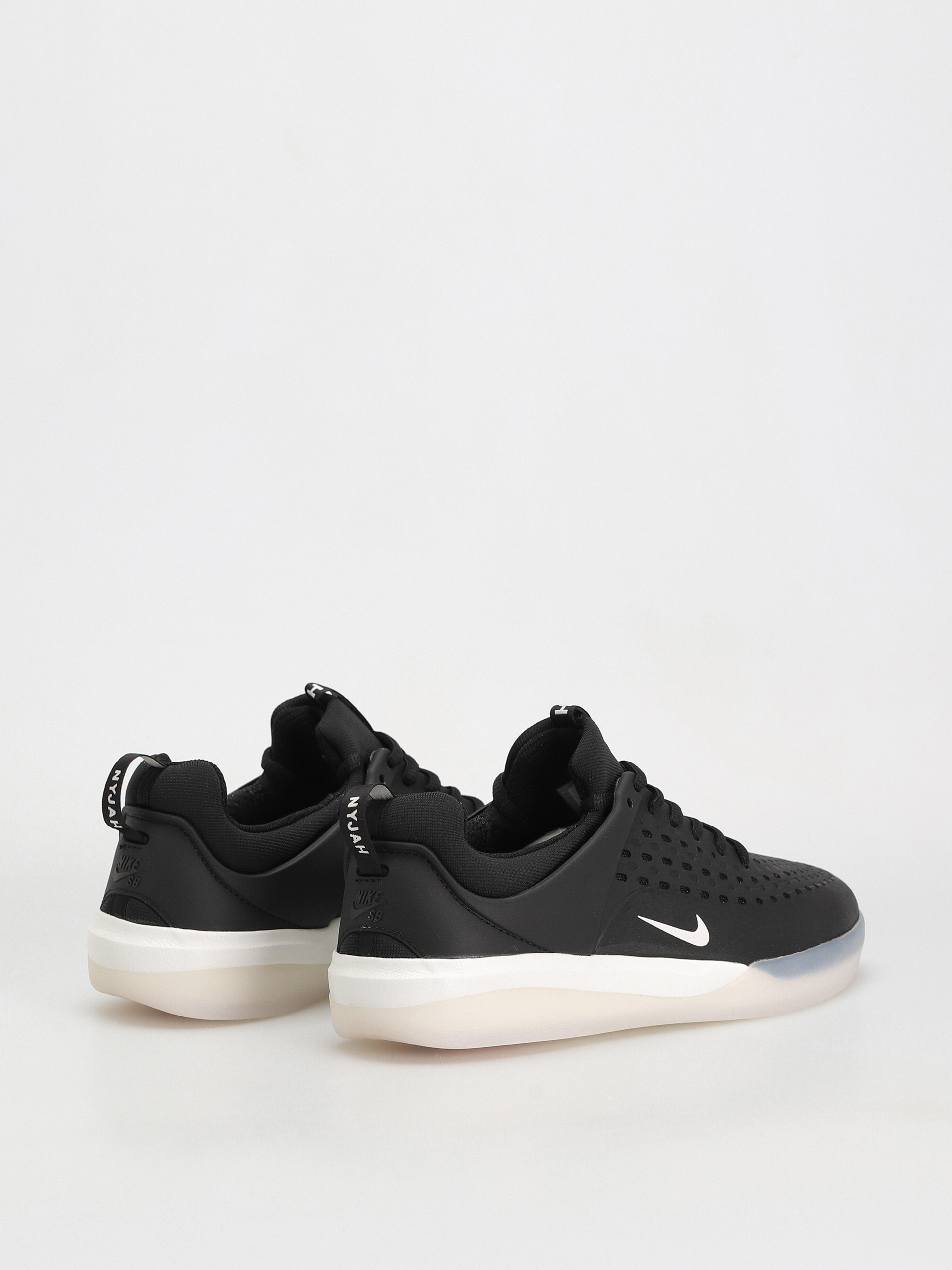 Topánky Nike SB Nyjah 3 (black/white black summit white)
