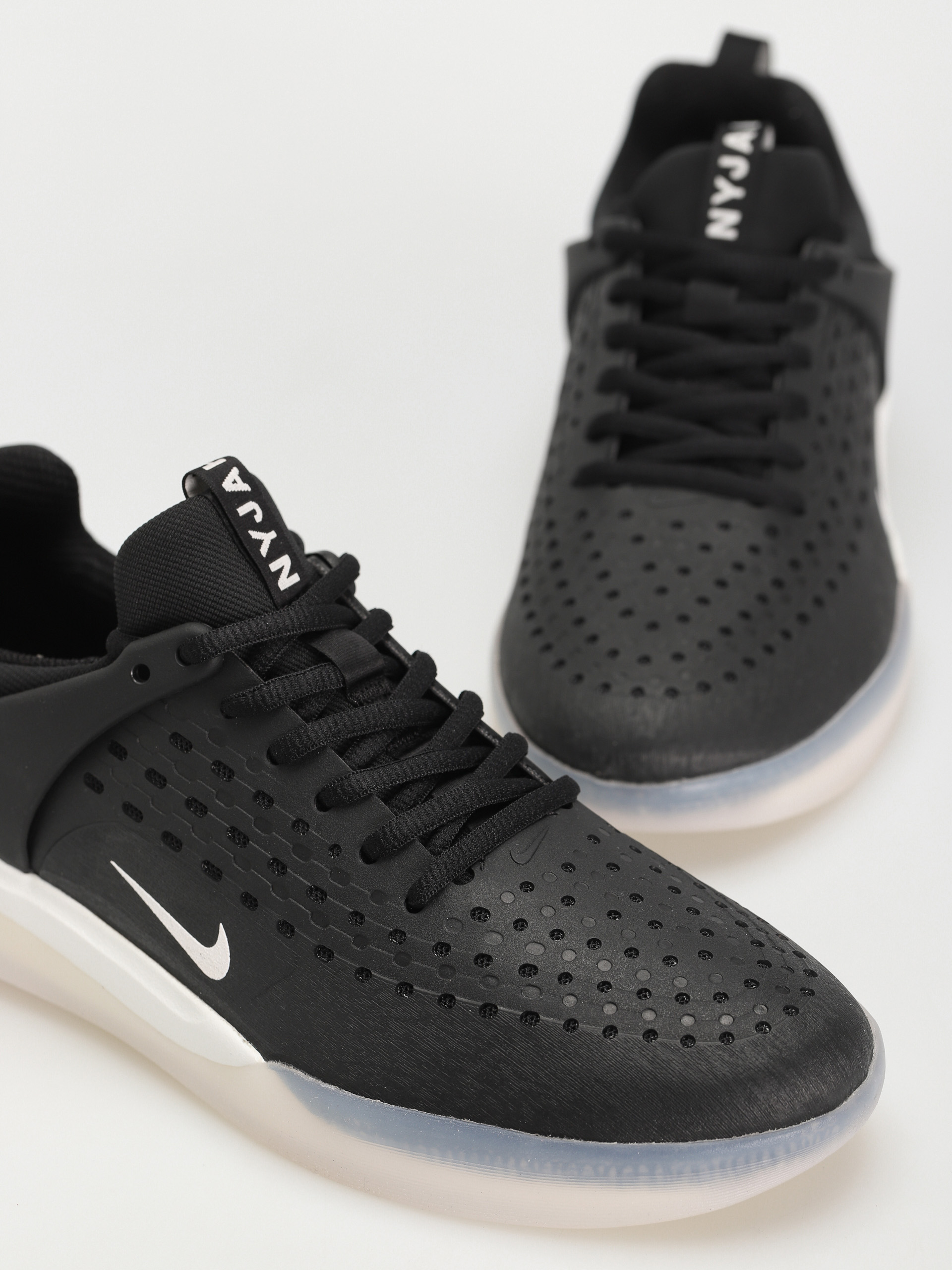 Topánky Nike SB Nyjah 3 (black/white black summit white)