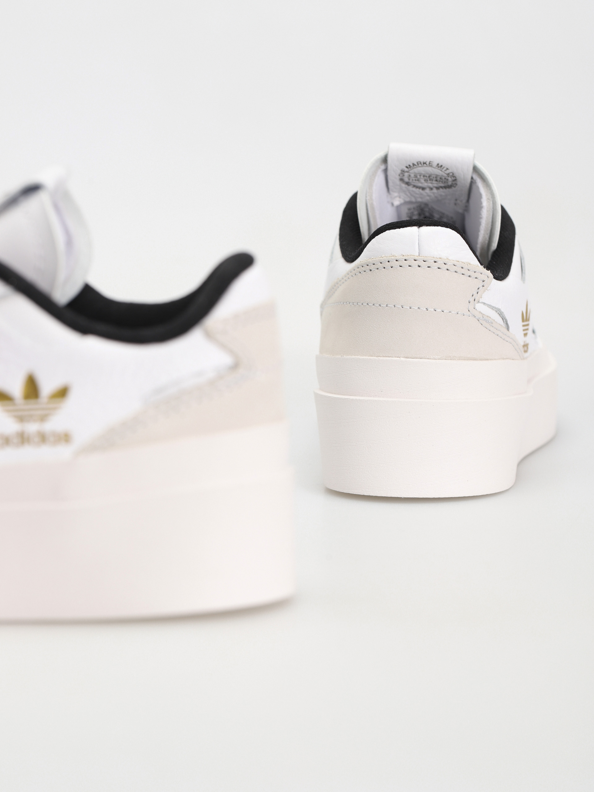 Topánky adidas Originals Forum Bonega Wmn (ftwwht/cblack/goldmt)