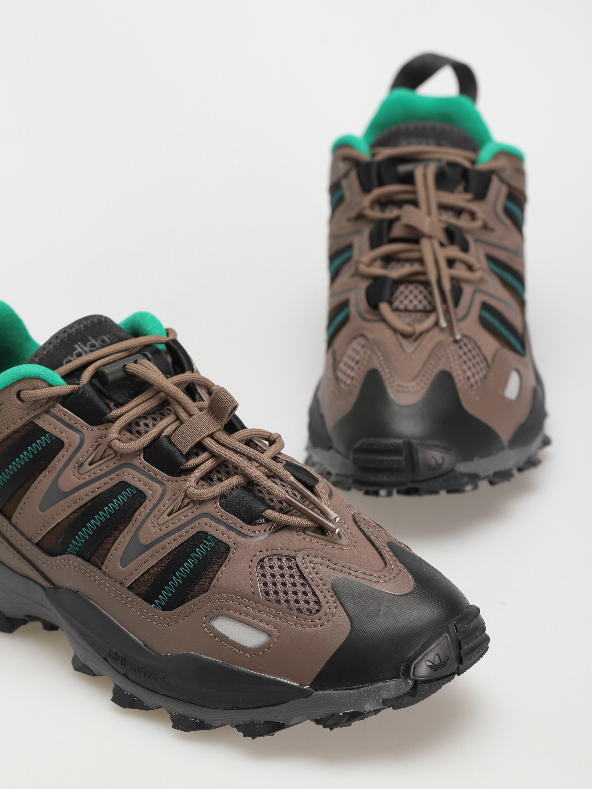 Topánky adidas Originals Hyperturf (earstr/cblack/cgreen)