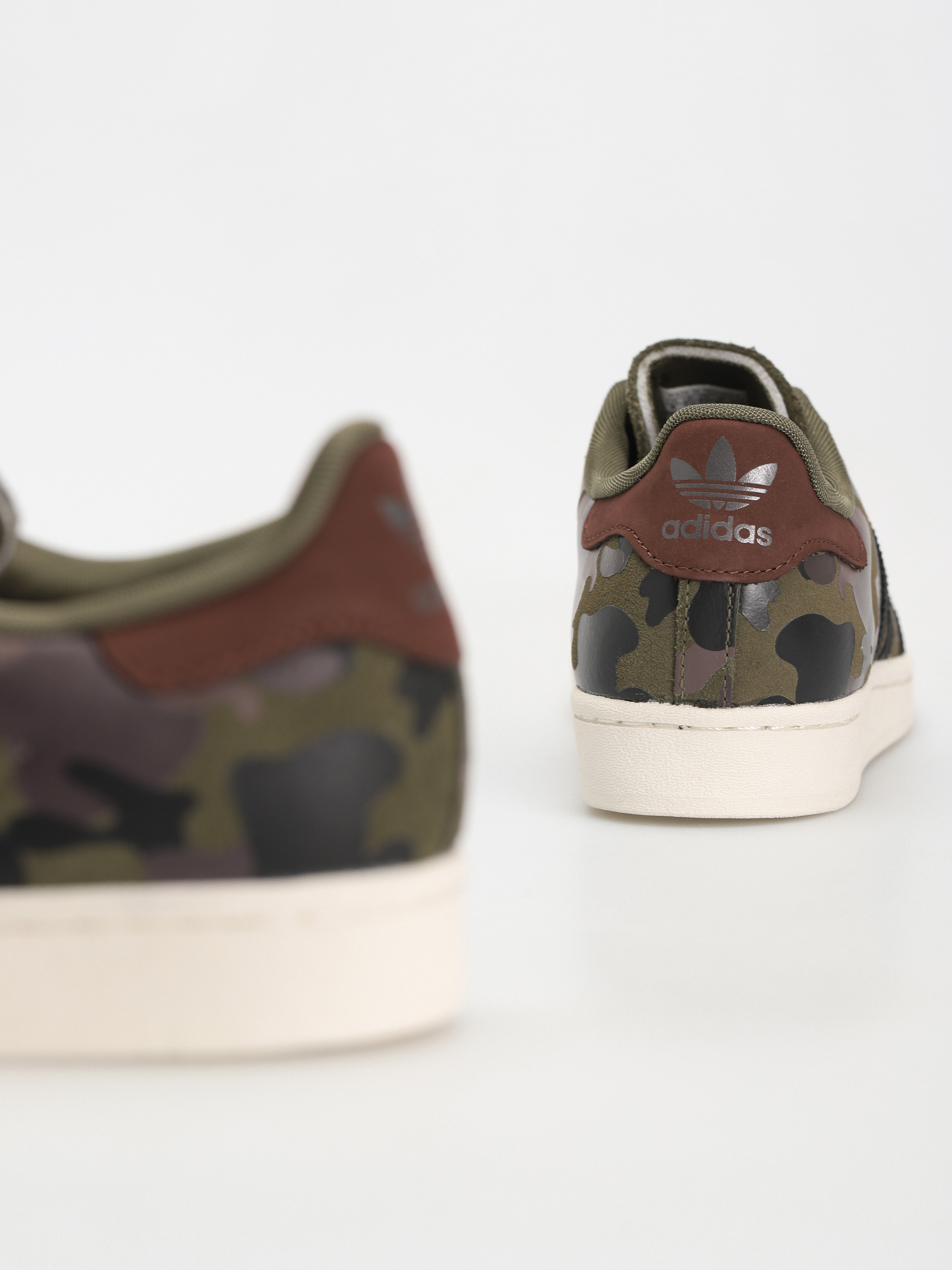 Topánky adidas Originals Superstar (olistr/mesa/ngtred)