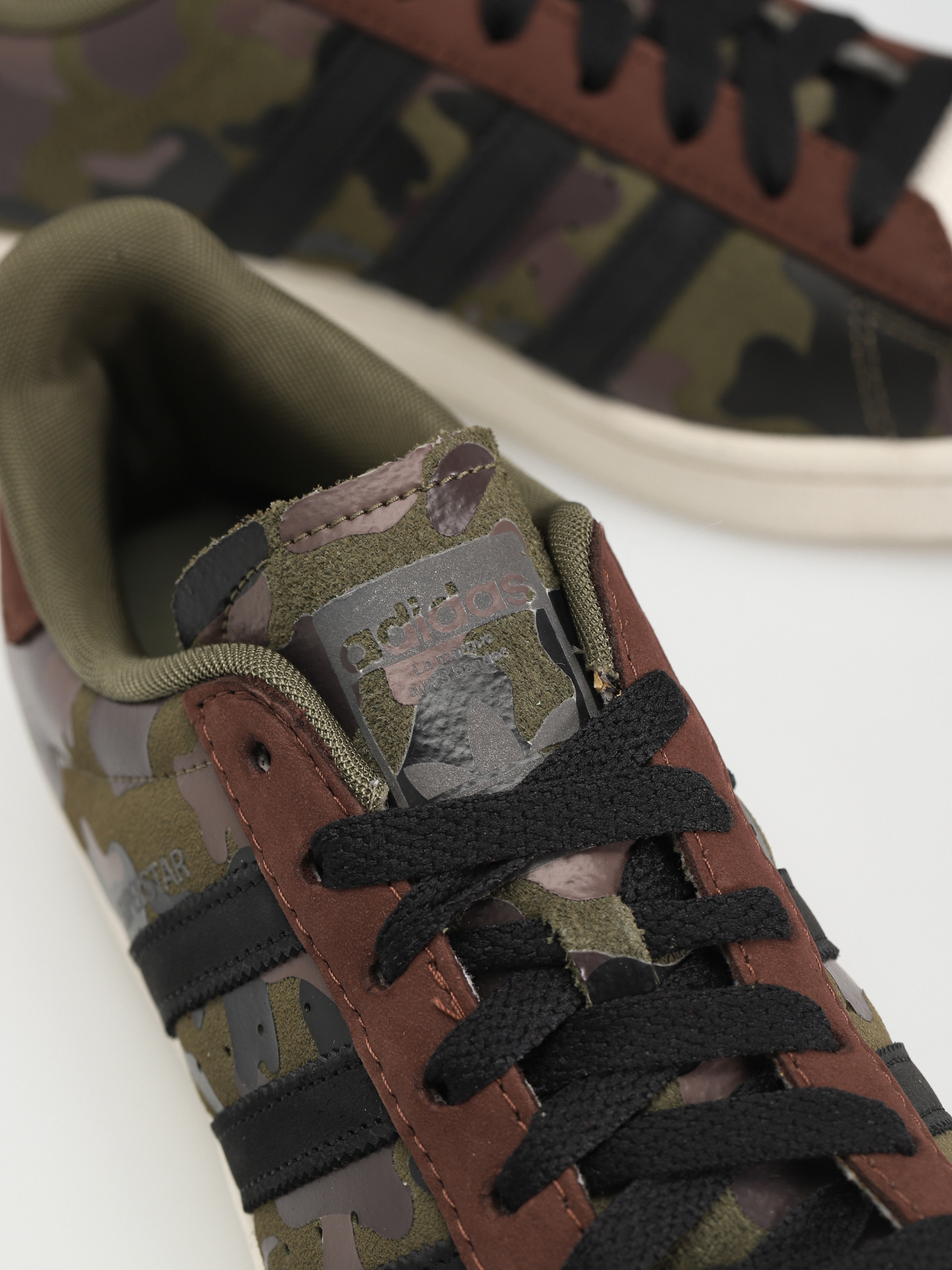 Topánky adidas Originals Superstar (olistr/mesa/ngtred)