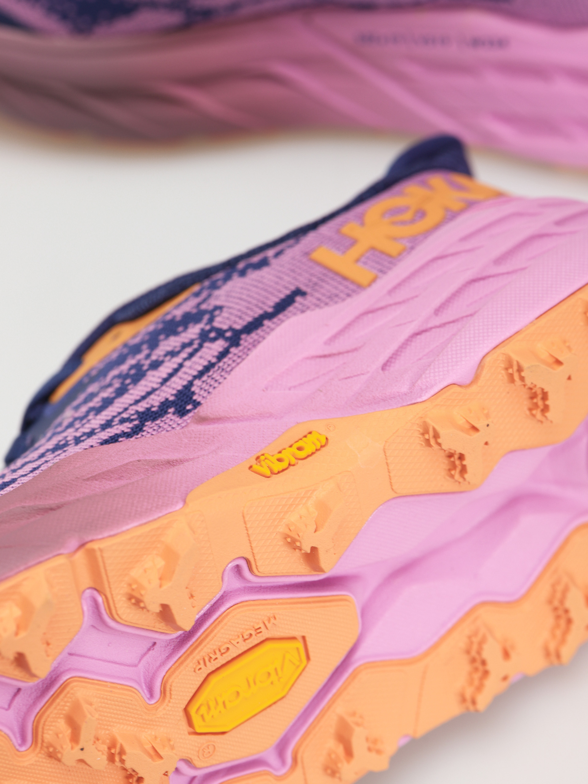 Topánky Hoka Speedgoat 5 Wmn (bellwether blue/cyclamen)