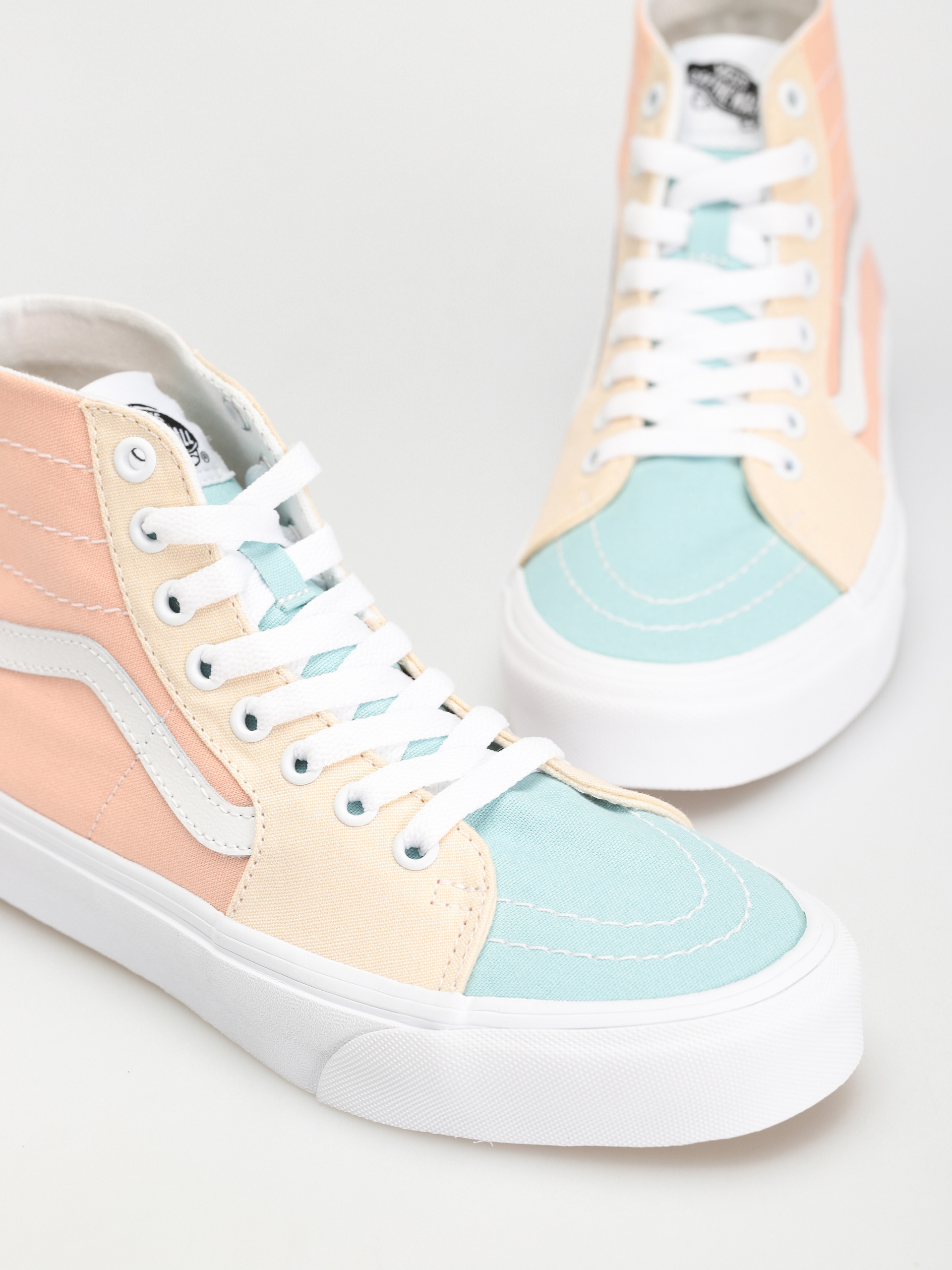 Topánky Vans Sk8 Hi Tapered Wmn (pastel block multi/true white)