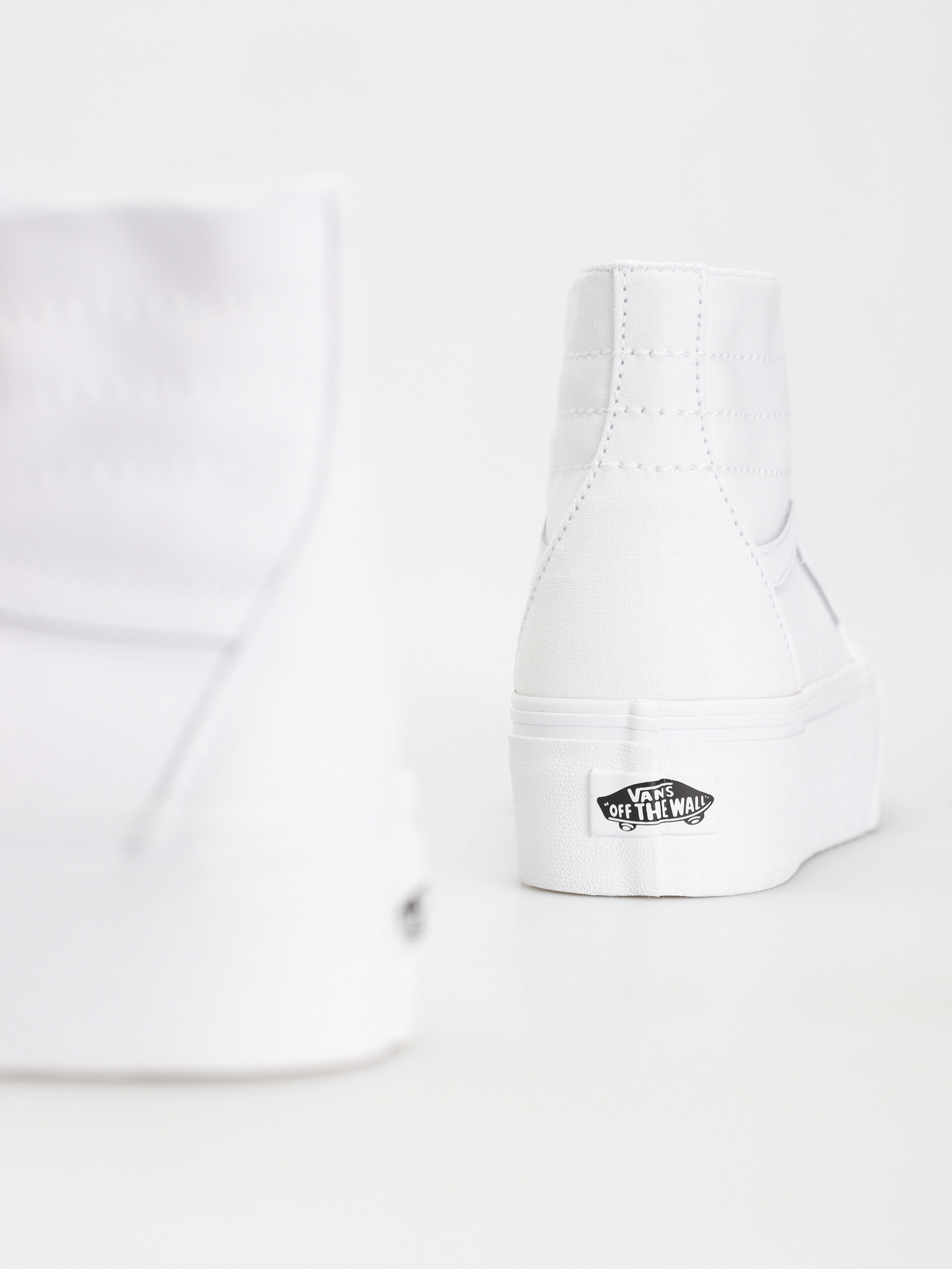 Topánky Vans Sk8 Hi Tapered Stackform Wmn (canvas true white)