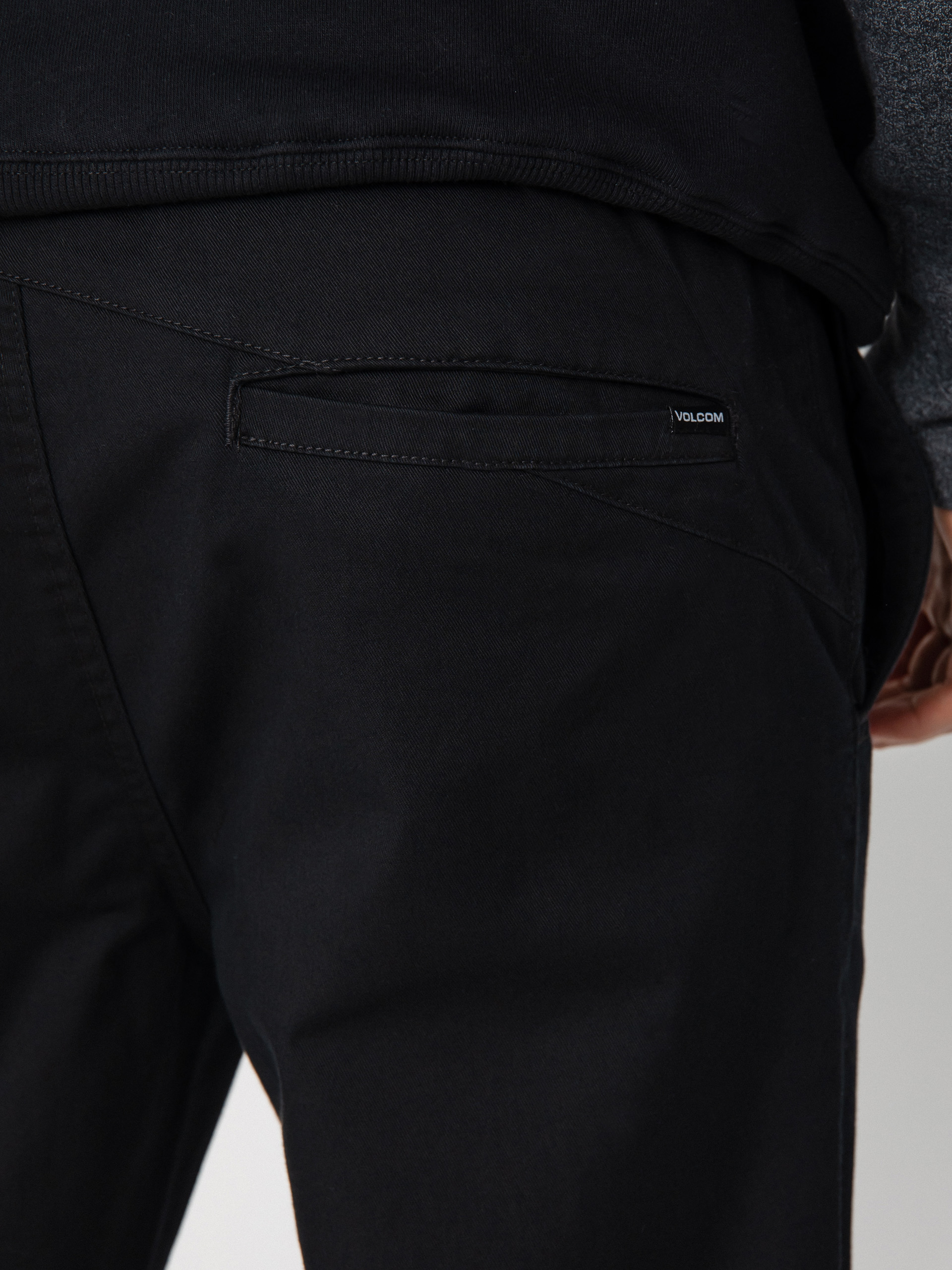 Nohavice Volcom Frickin Slim Jogger (black)