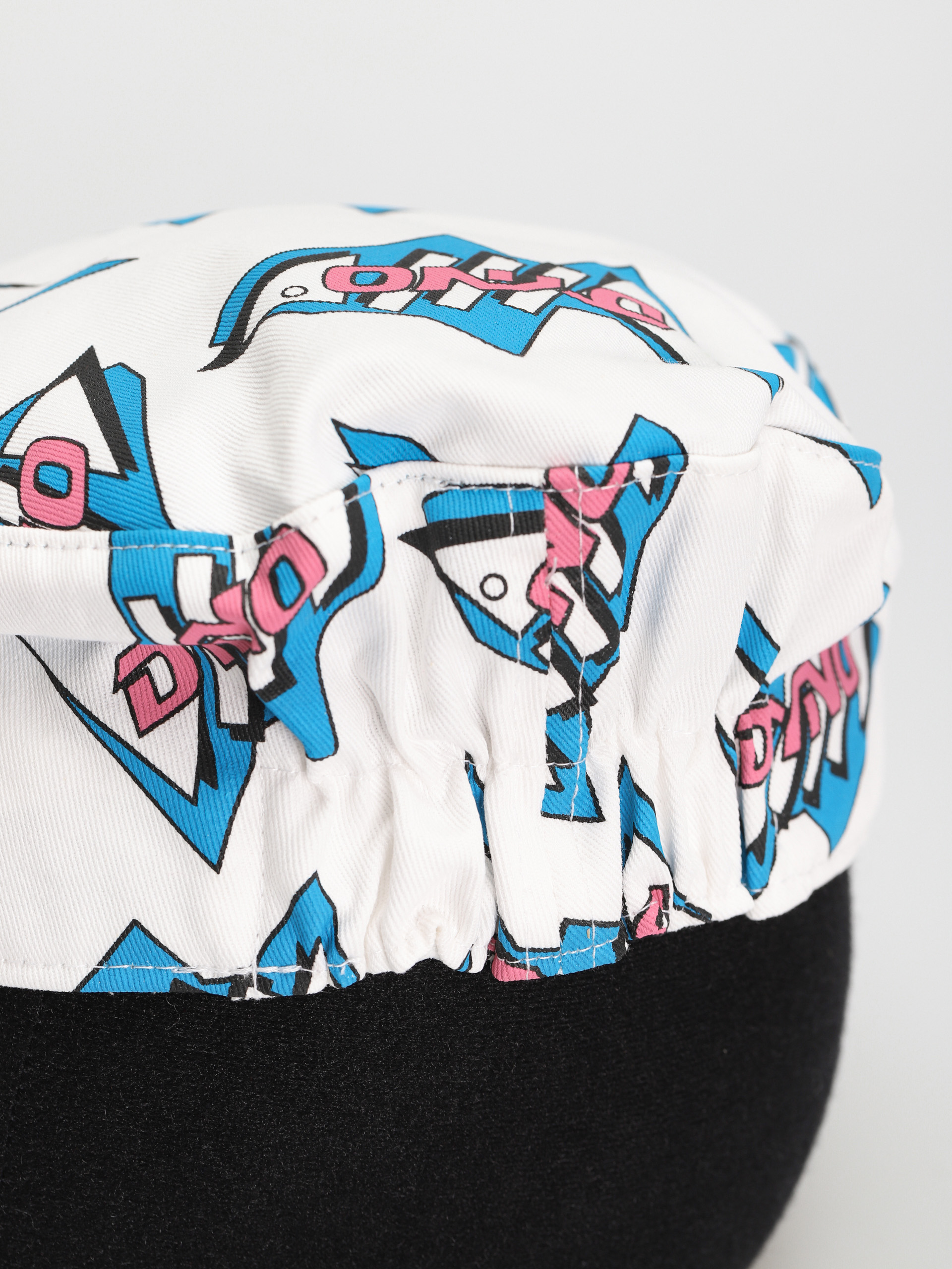 Šiltovka Vans Our Legends (our legends dyno white)