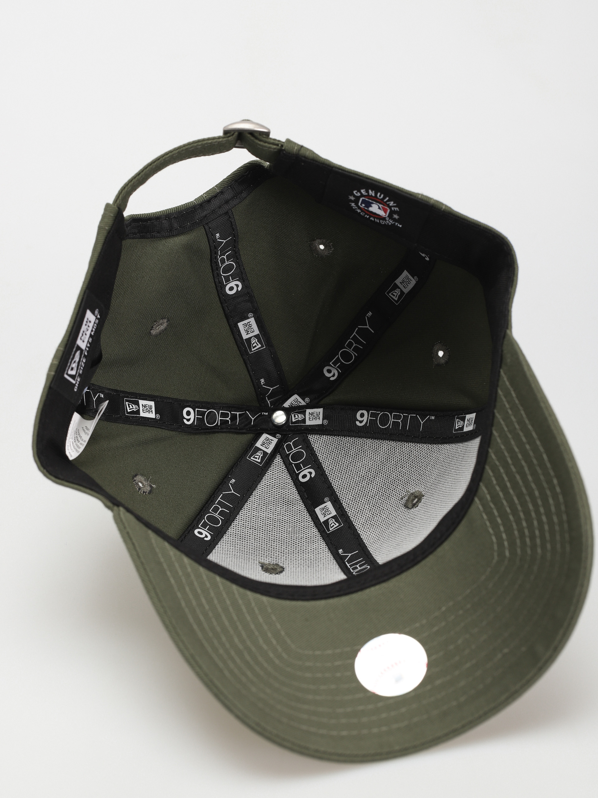 Šiltovka New Era League Essential 9Forty New York Yankees Wmn (olive/white)