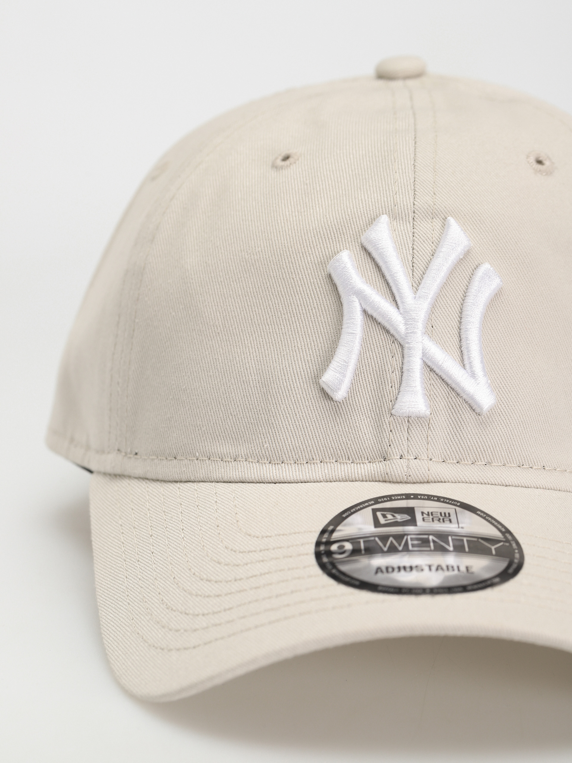Šiltovka New Era League Essential 9Twenty New York Yankees (stone/white)