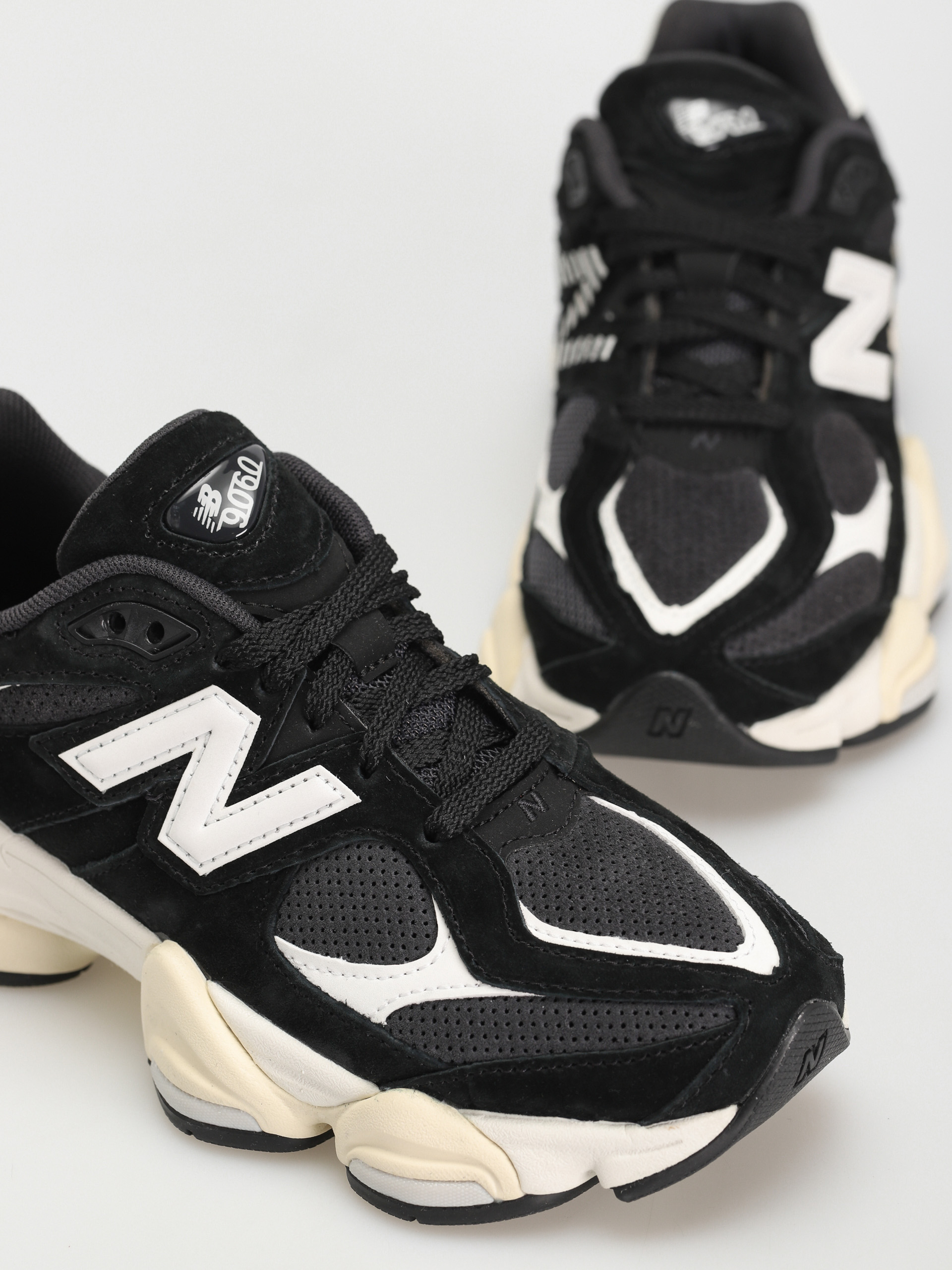 Topánky New Balance 9060 (black)