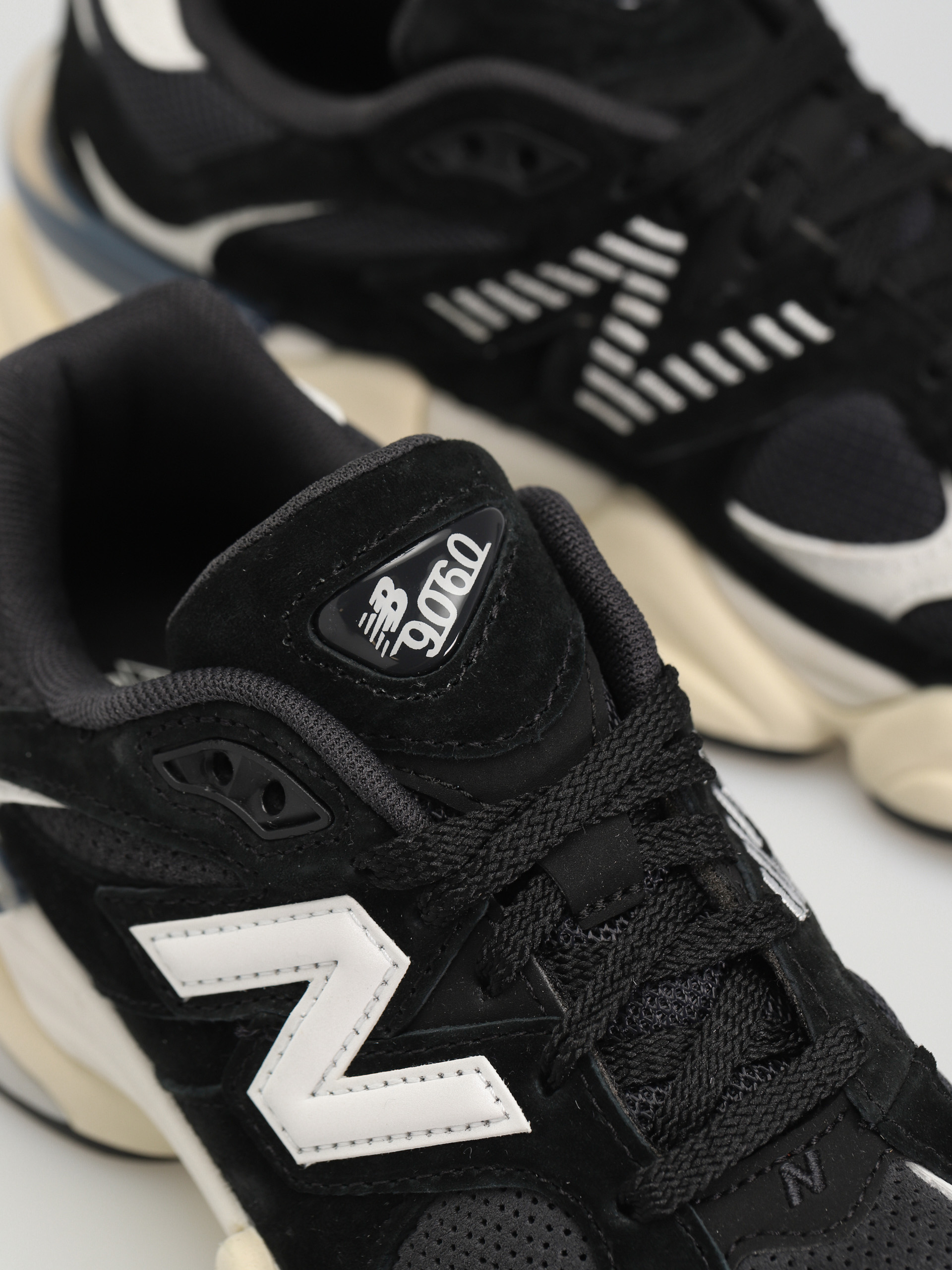 Topánky New Balance 9060 (black)