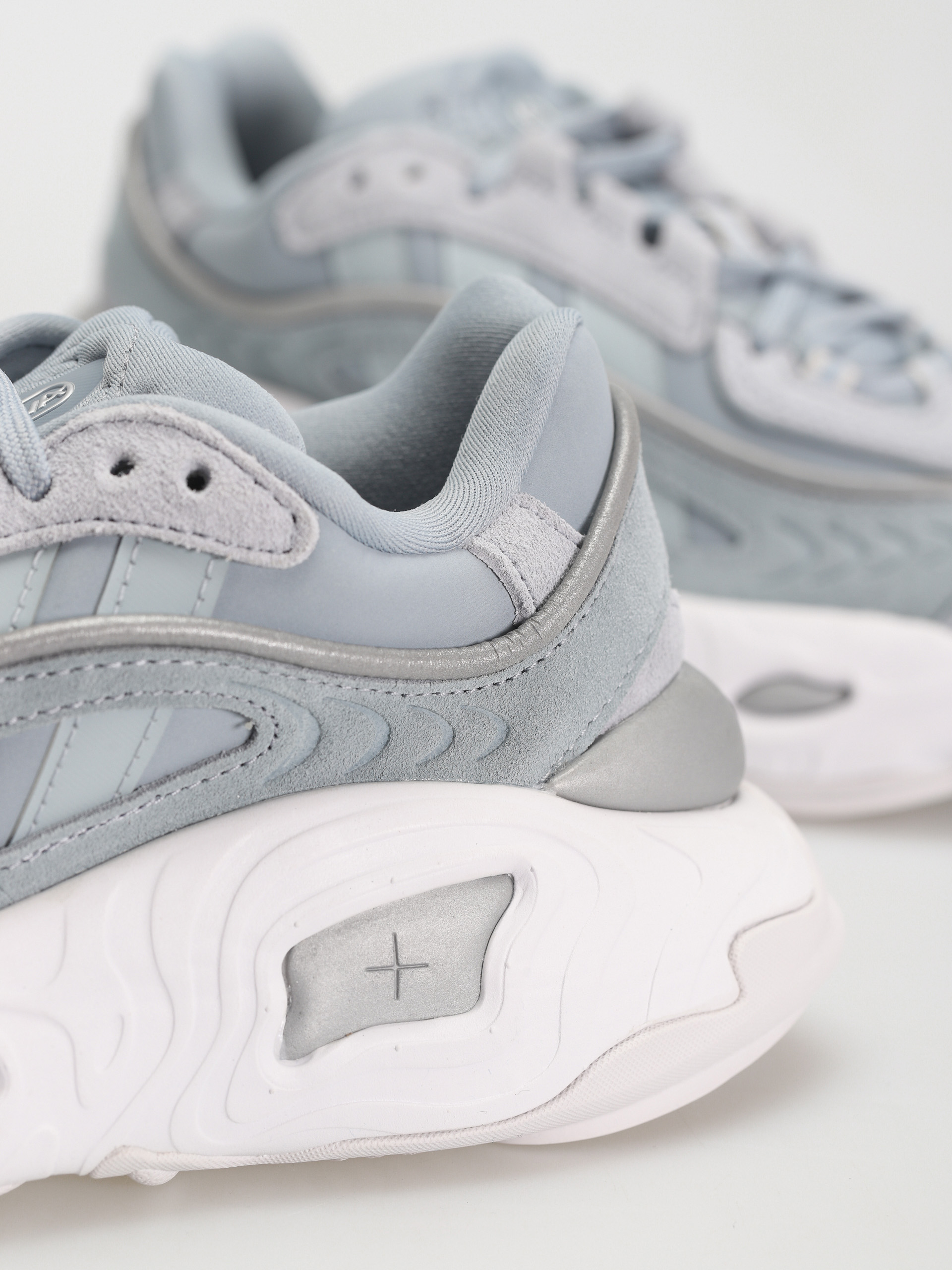 Topánky adidas Originals Oznova (lgtgre/lgtgre/dshgry)