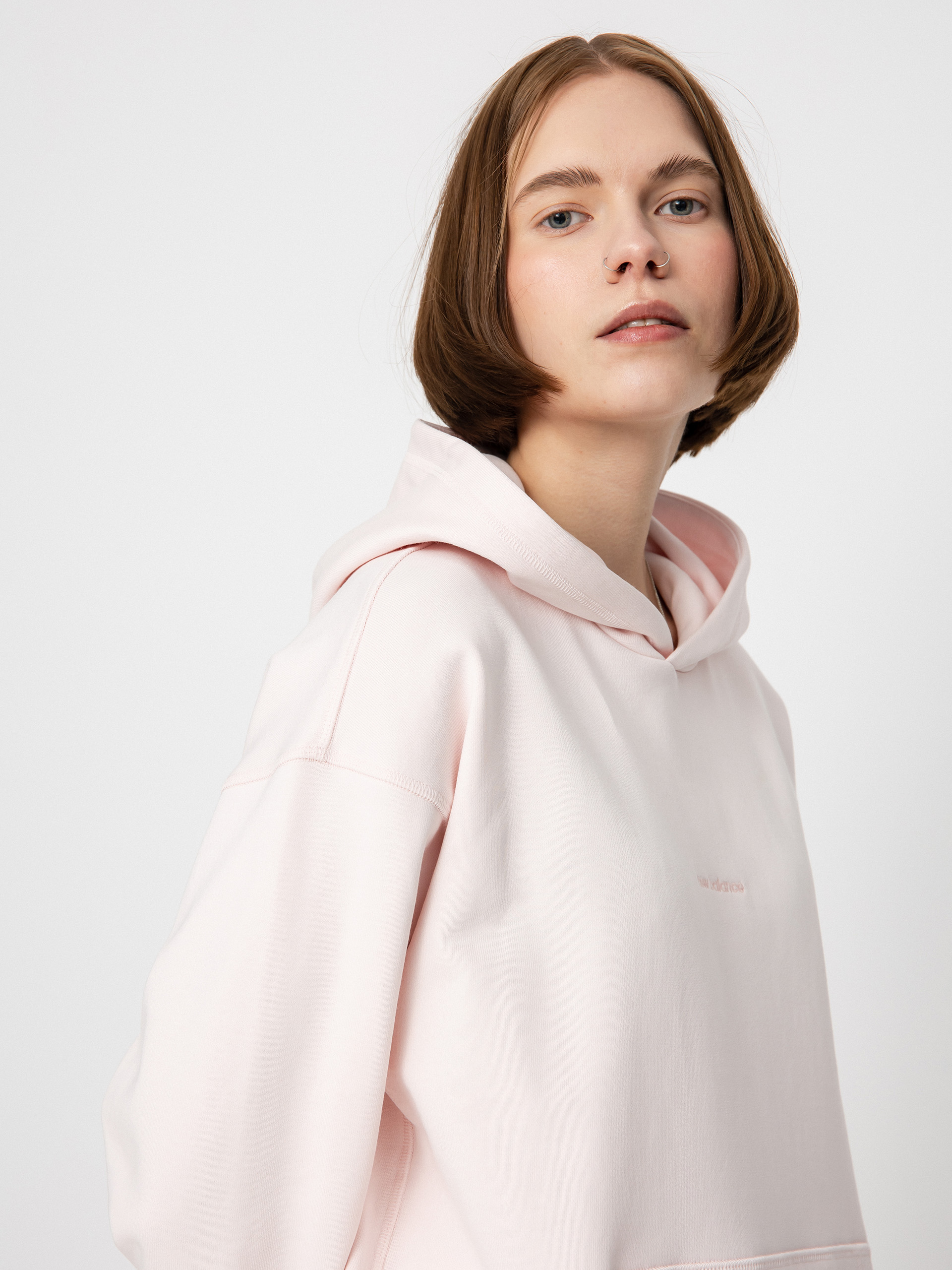 Mikina s kapucňou New Balance Essentials HD Wmn (washedpi)