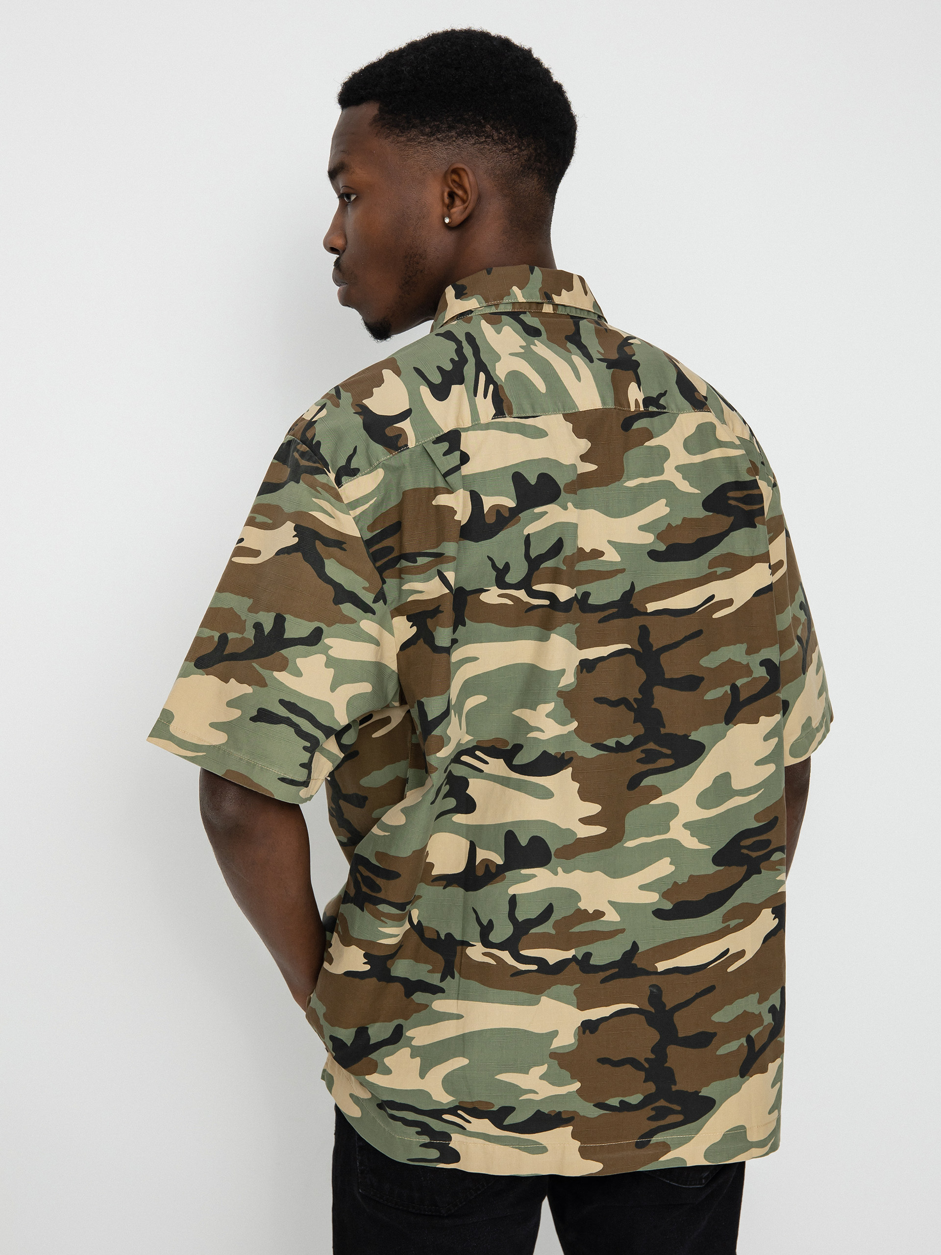 Košeľa Brixton Surplus (camo surplus)
