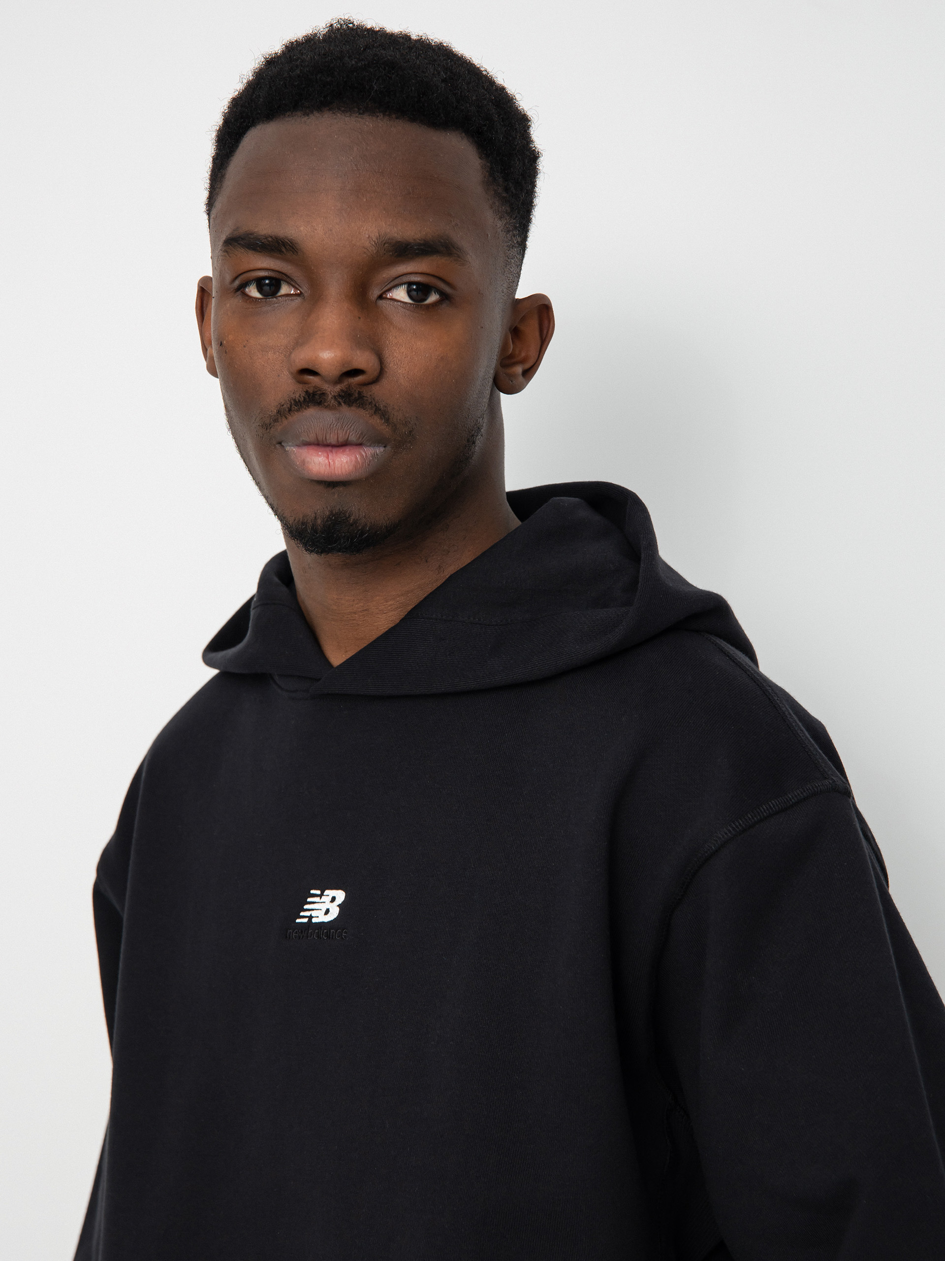 Mikina s kapucňou New Balance Athletics Remastered Graphic HD (black)