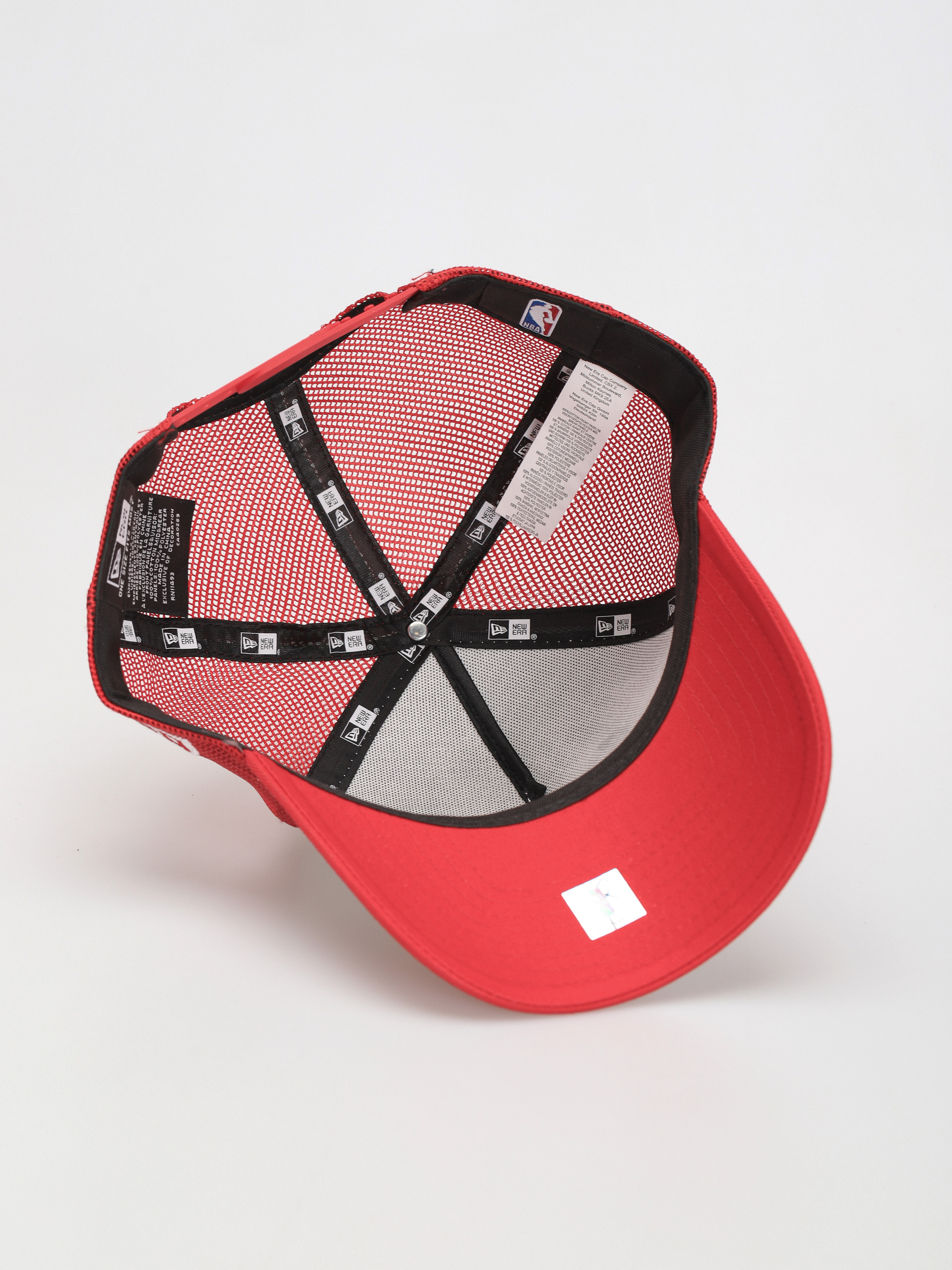 Šiltovka New Era Team Colour Block Trucker Chicago Bulls (white/red)