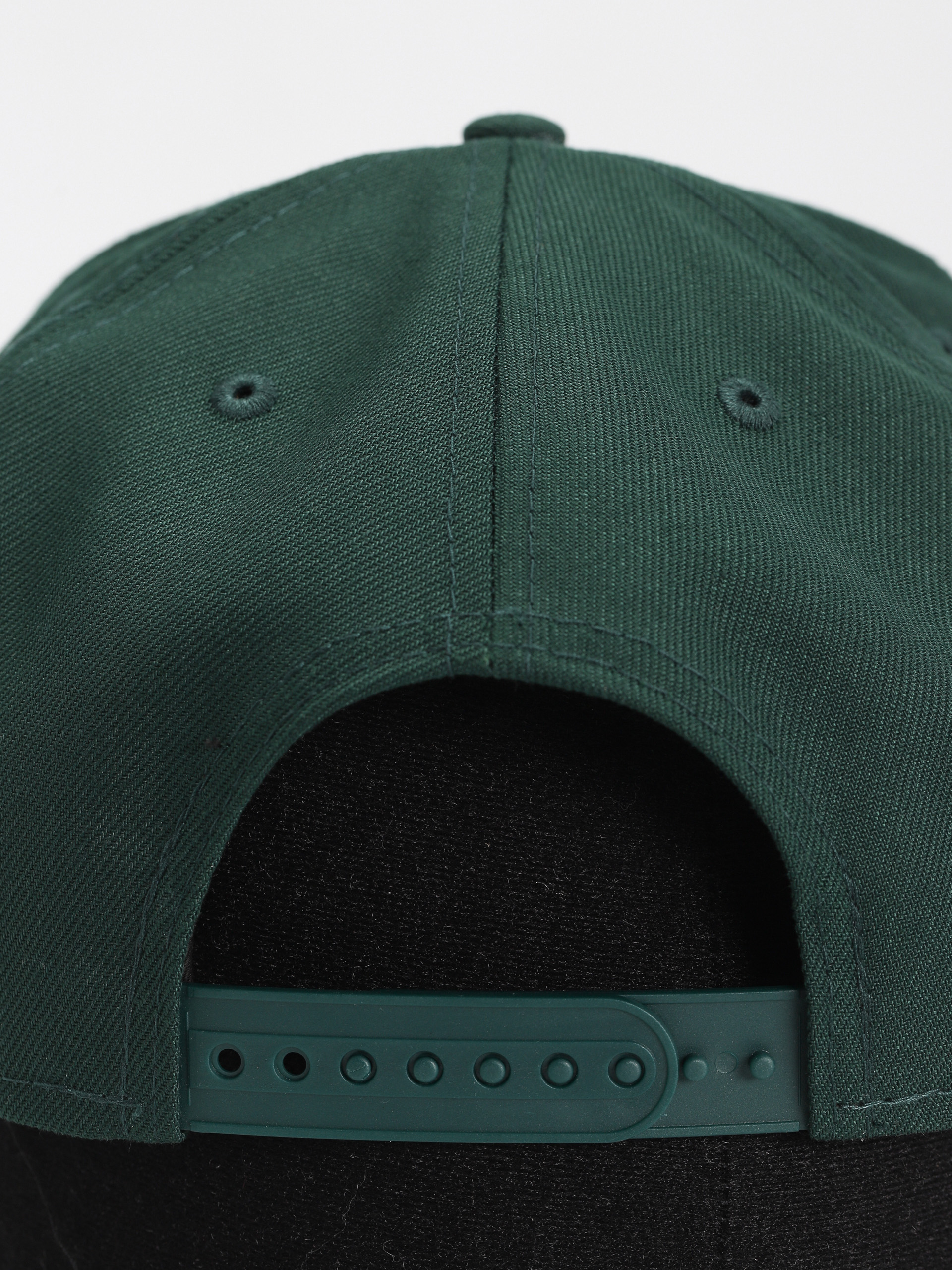 Šiltovka New Era Repreve 9Fifty Los Angeles Lakers (dark green)