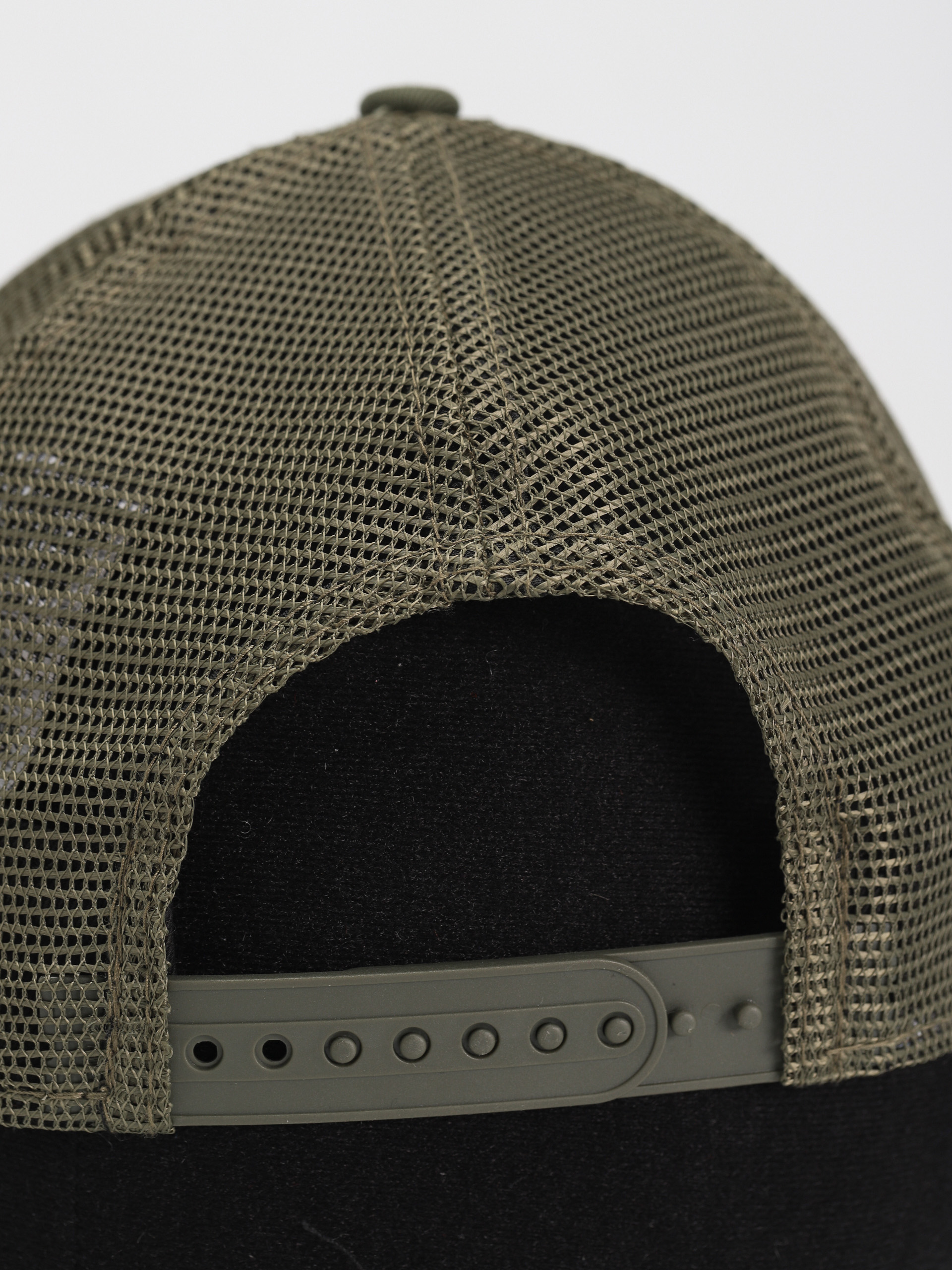 Šiltovka New Era Tonal Mesh Trucker New York Yankees (olive)